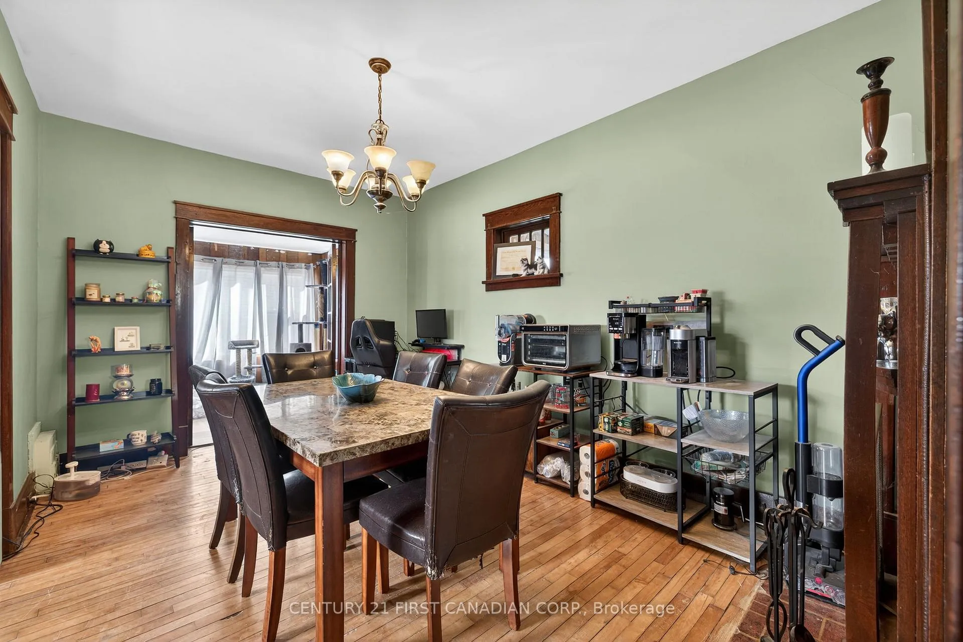 Photo 12 of 159 Main Street, North Middlesex, Parkhill — HOMEH