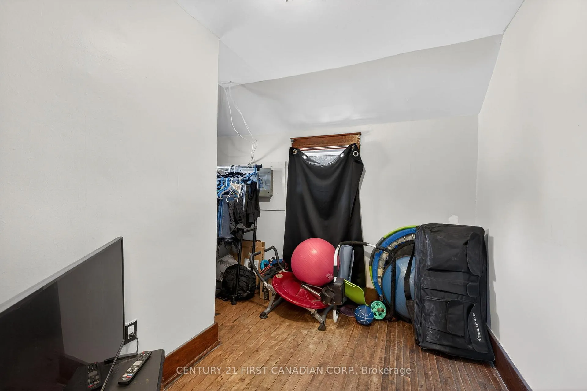 Photo 21 of 159 Main Street, North Middlesex, Parkhill — HOMEH