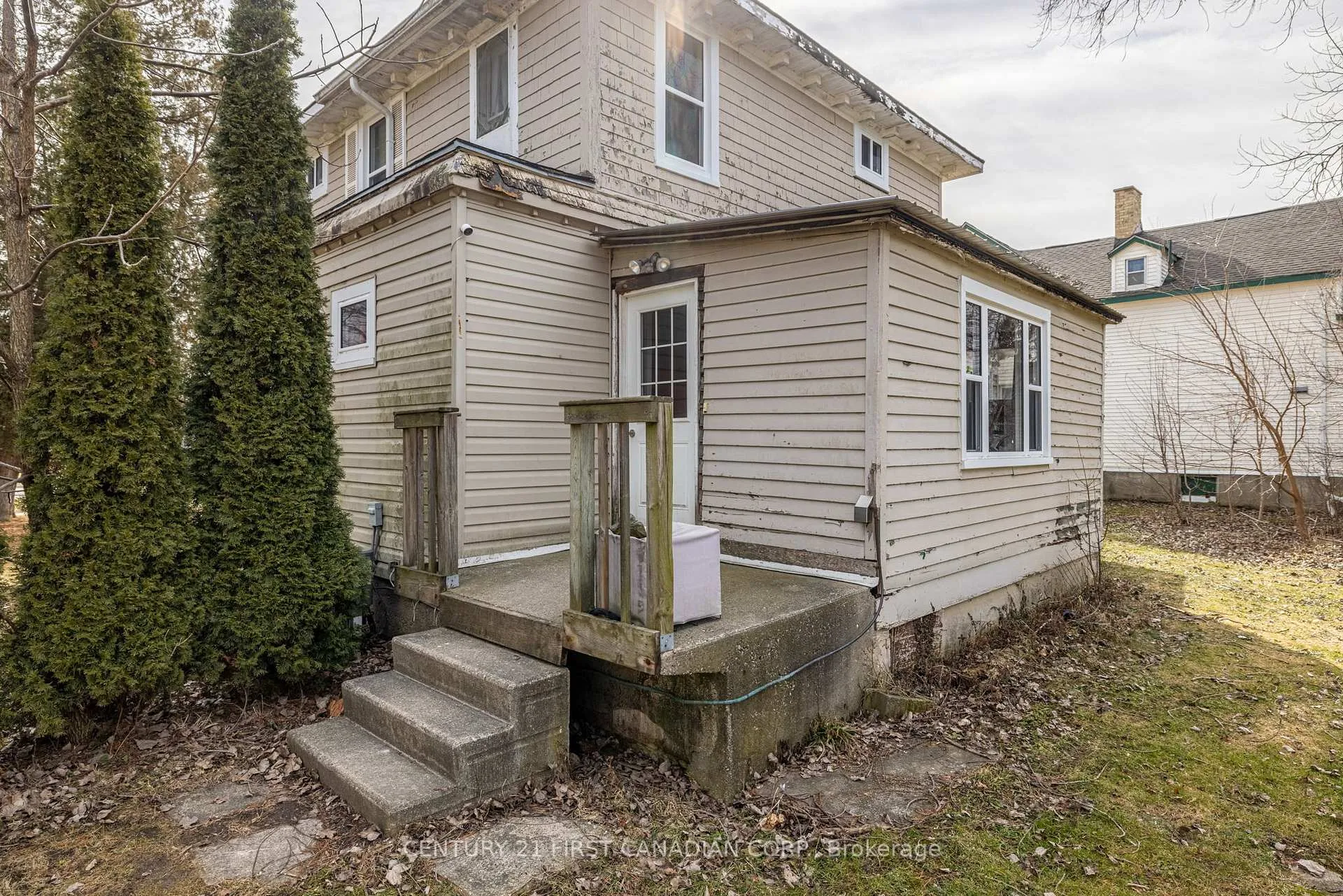 Photo 30 of 159 Main Street, North Middlesex, Parkhill — HOMEH