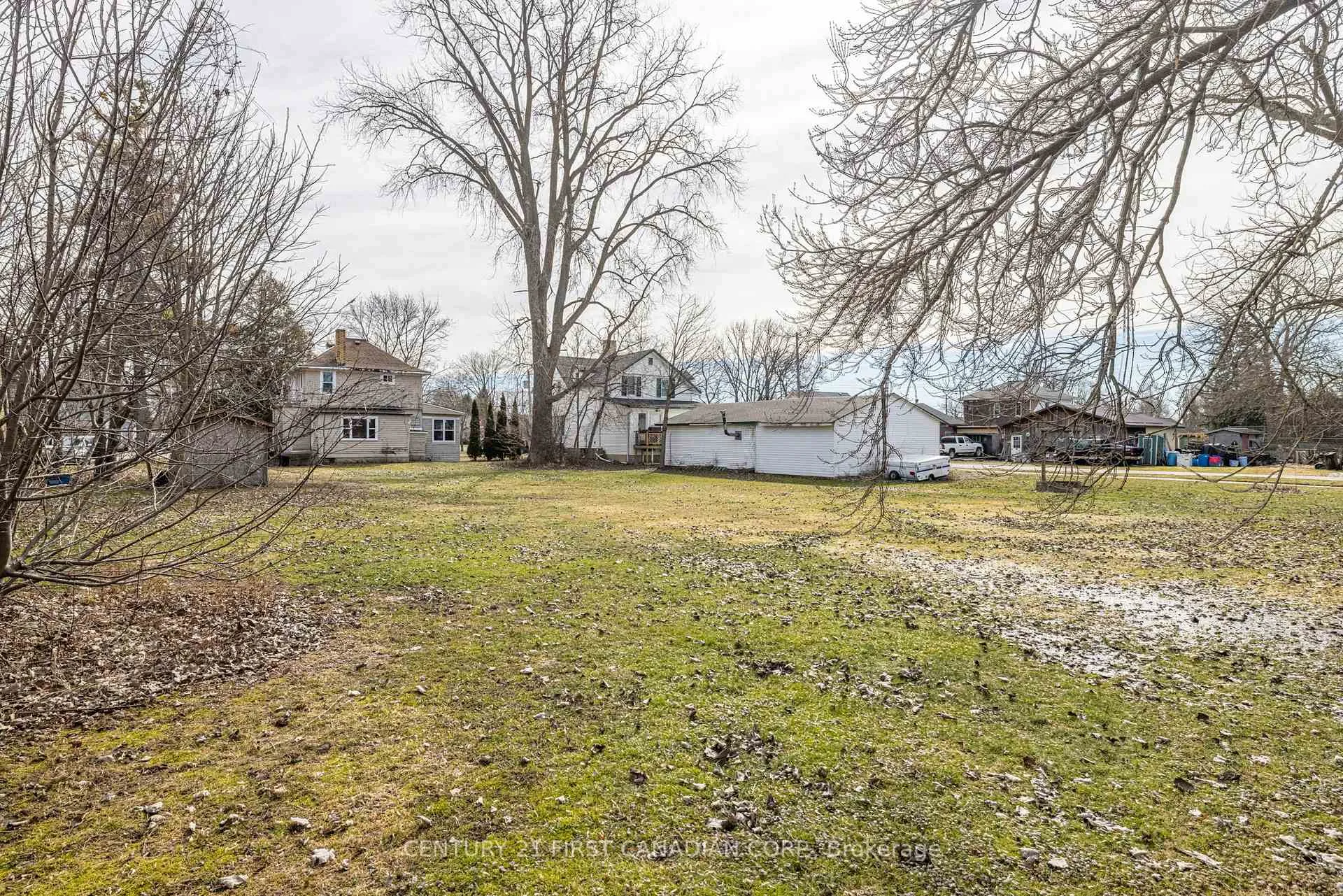 Photo 31 of 159 Main Street, North Middlesex, Parkhill — HOMEH