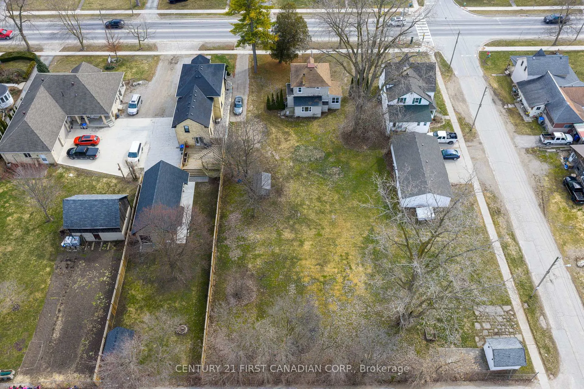 Photo 37 of 159 Main Street, North Middlesex, Parkhill — HOMEH