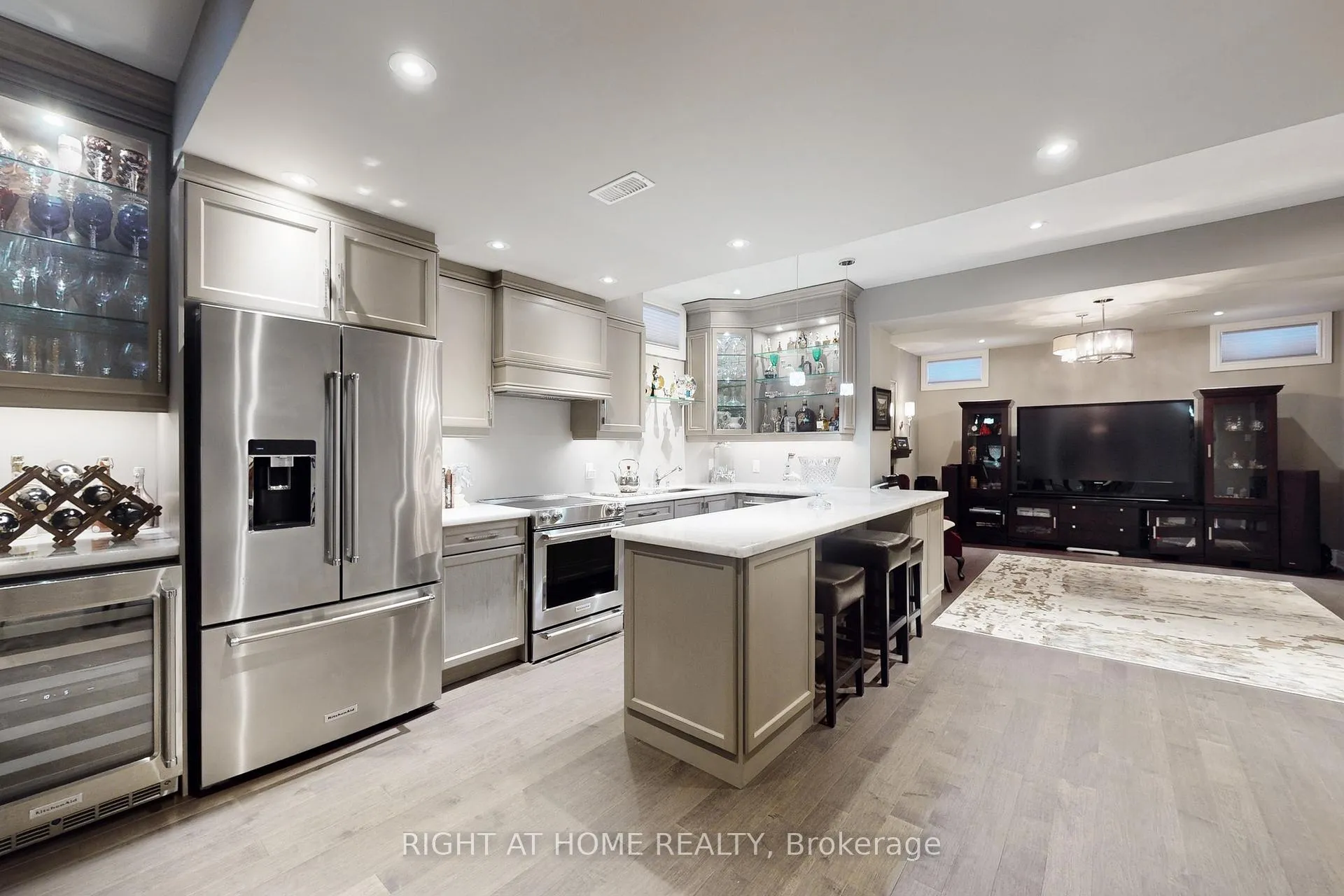 Photo 38 of 131 Robert Berry Crescent, King, King City — HOMEH