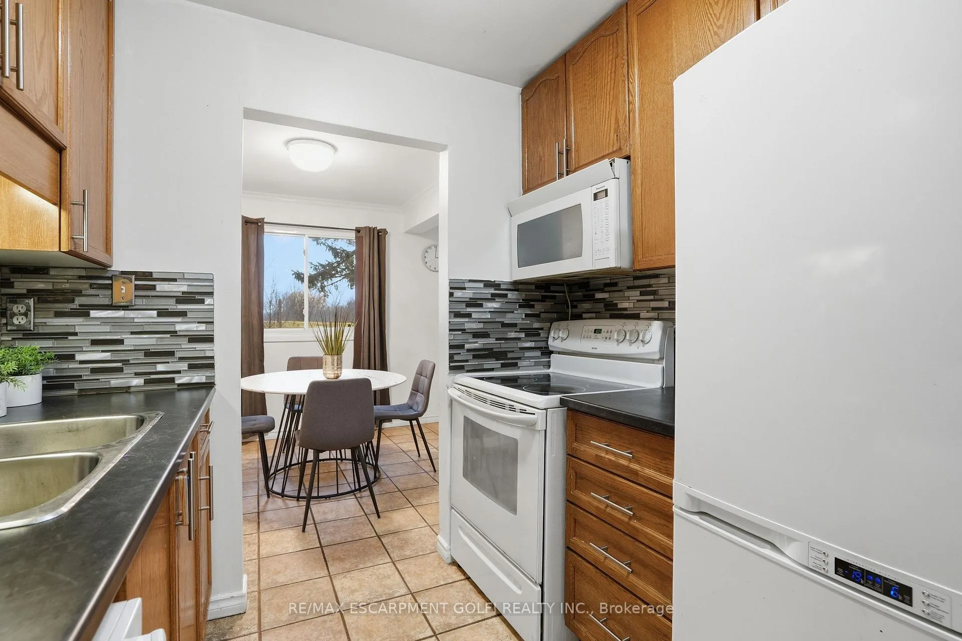 Photo 11 of Unit 6, 1460 Garth Street, Hamilton, Falkirk — HOMEH