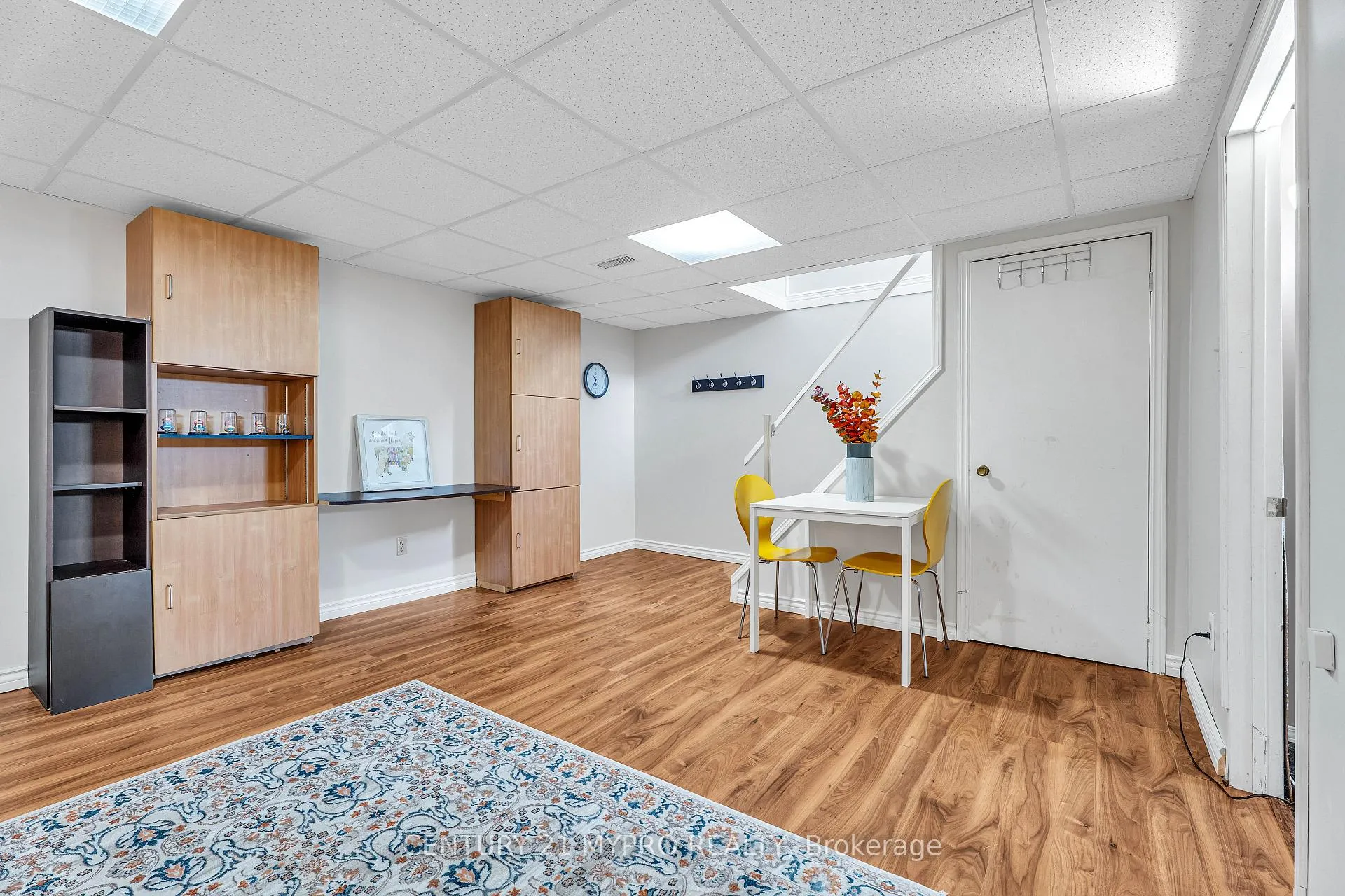 Photo 26 of 1710 Culver Drive, London, East H — HOMEH