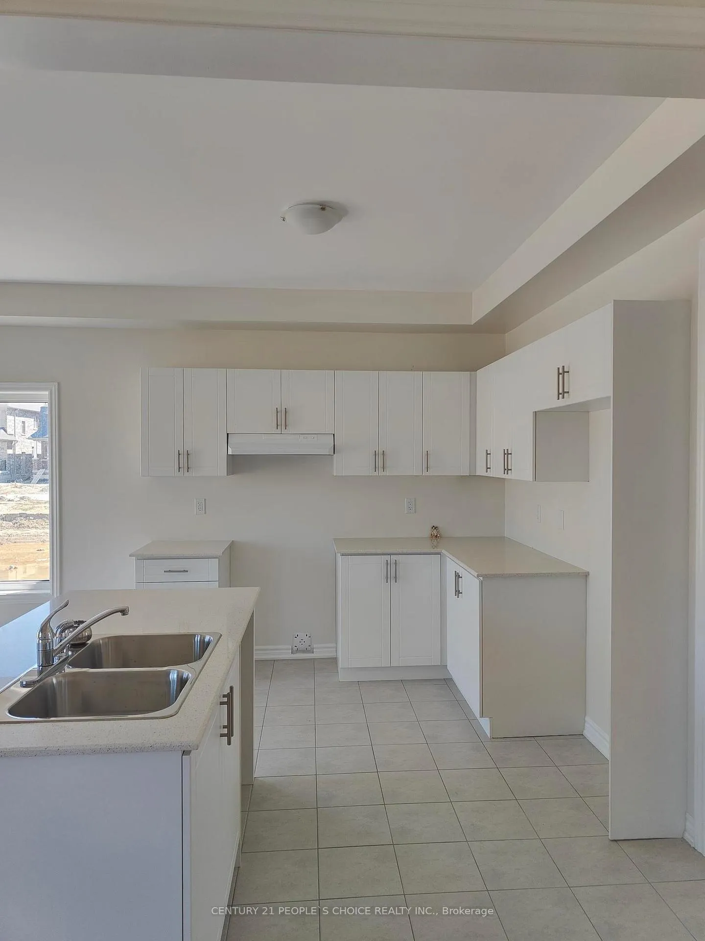 Photo 8 of 6 Fenn Crescent, New Tecumseth, Alliston — HOMEH