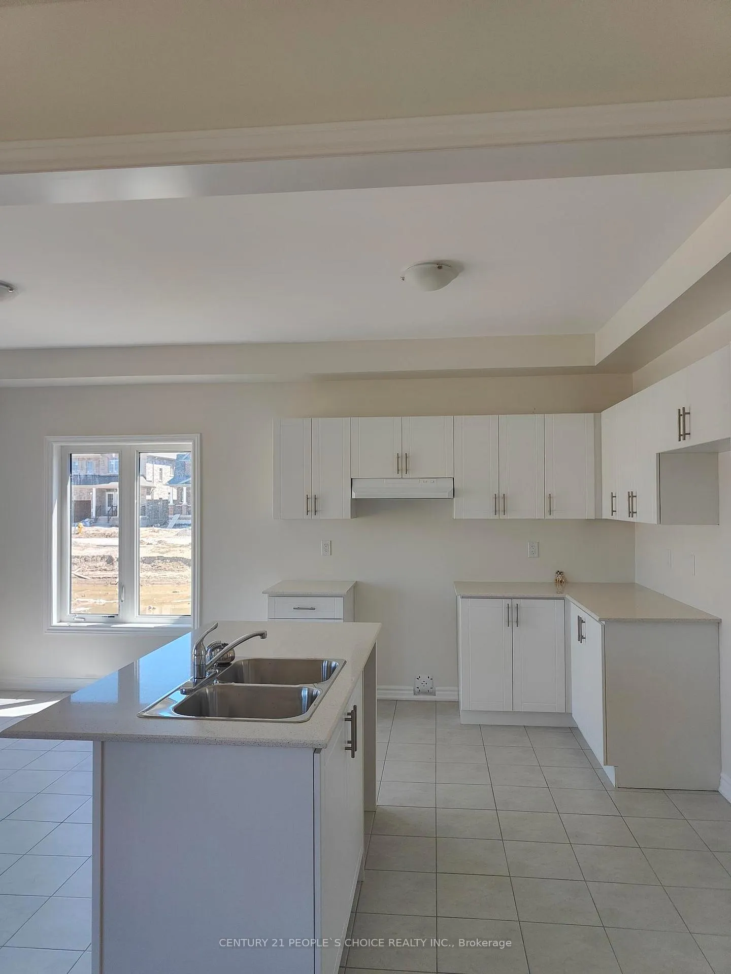 Photo 11 of 6 Fenn Crescent, New Tecumseth, Alliston — HOMEH