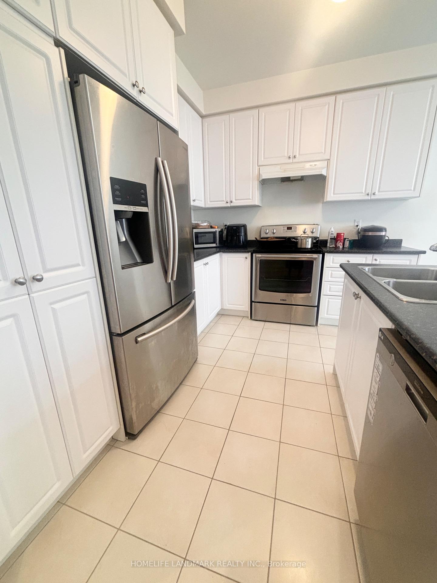 Photo 18 of 12 Hua Du Avenue, Markham, Berczy — HOMEH