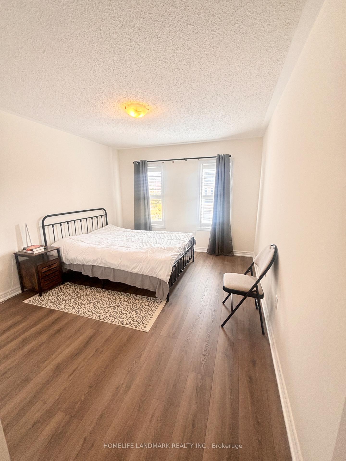 Photo 25 of 12 Hua Du Avenue, Markham, Berczy — HOMEH