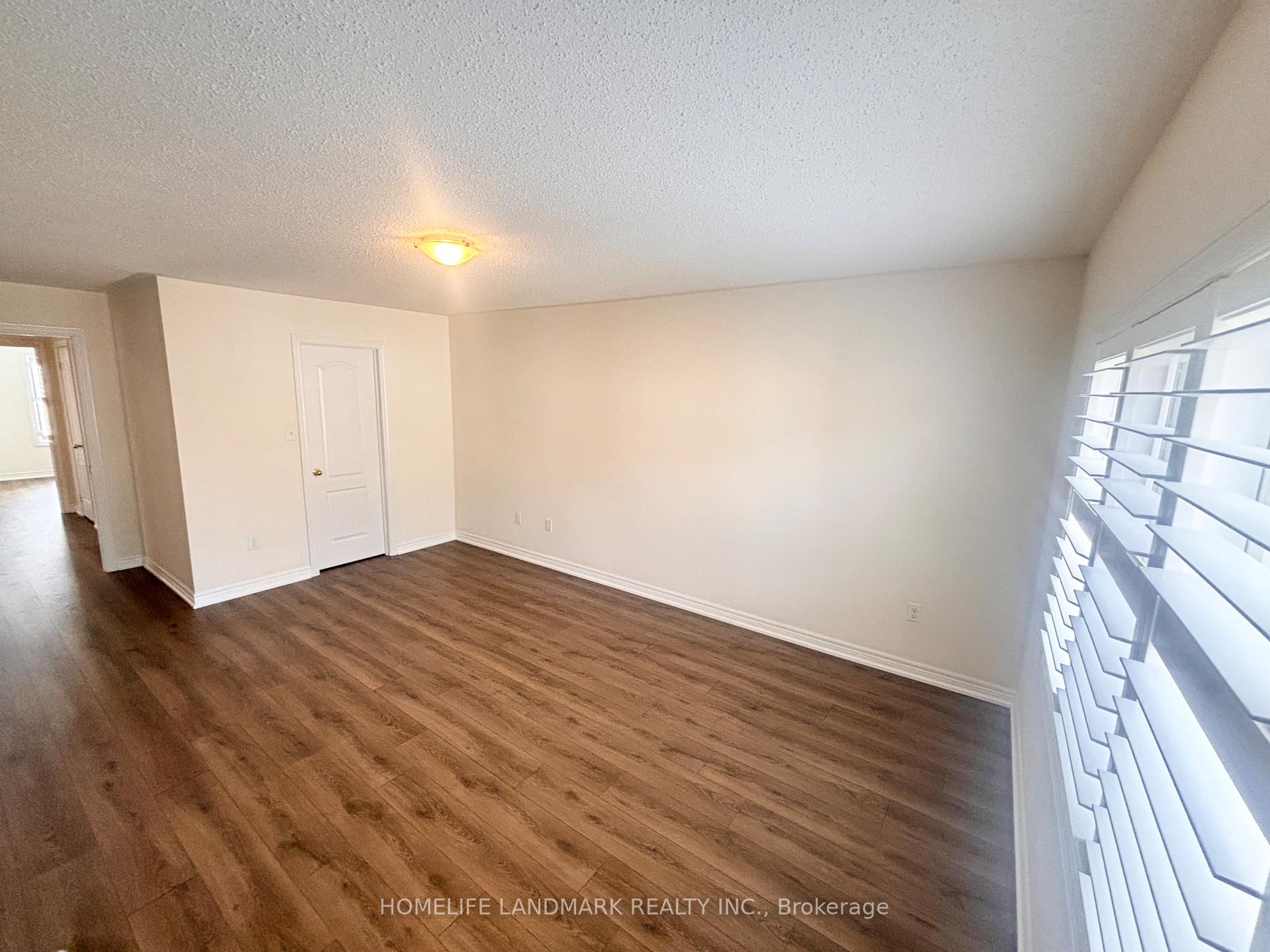 Photo 33 of 12 Hua Du Avenue, Markham, Berczy — HOMEH