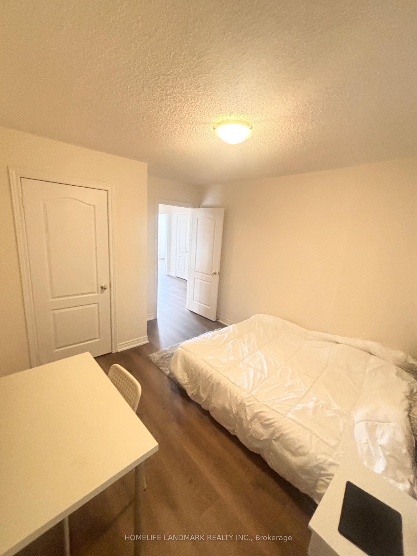 Photo 39 of 12 Hua Du Avenue, Markham, Berczy — HOMEH