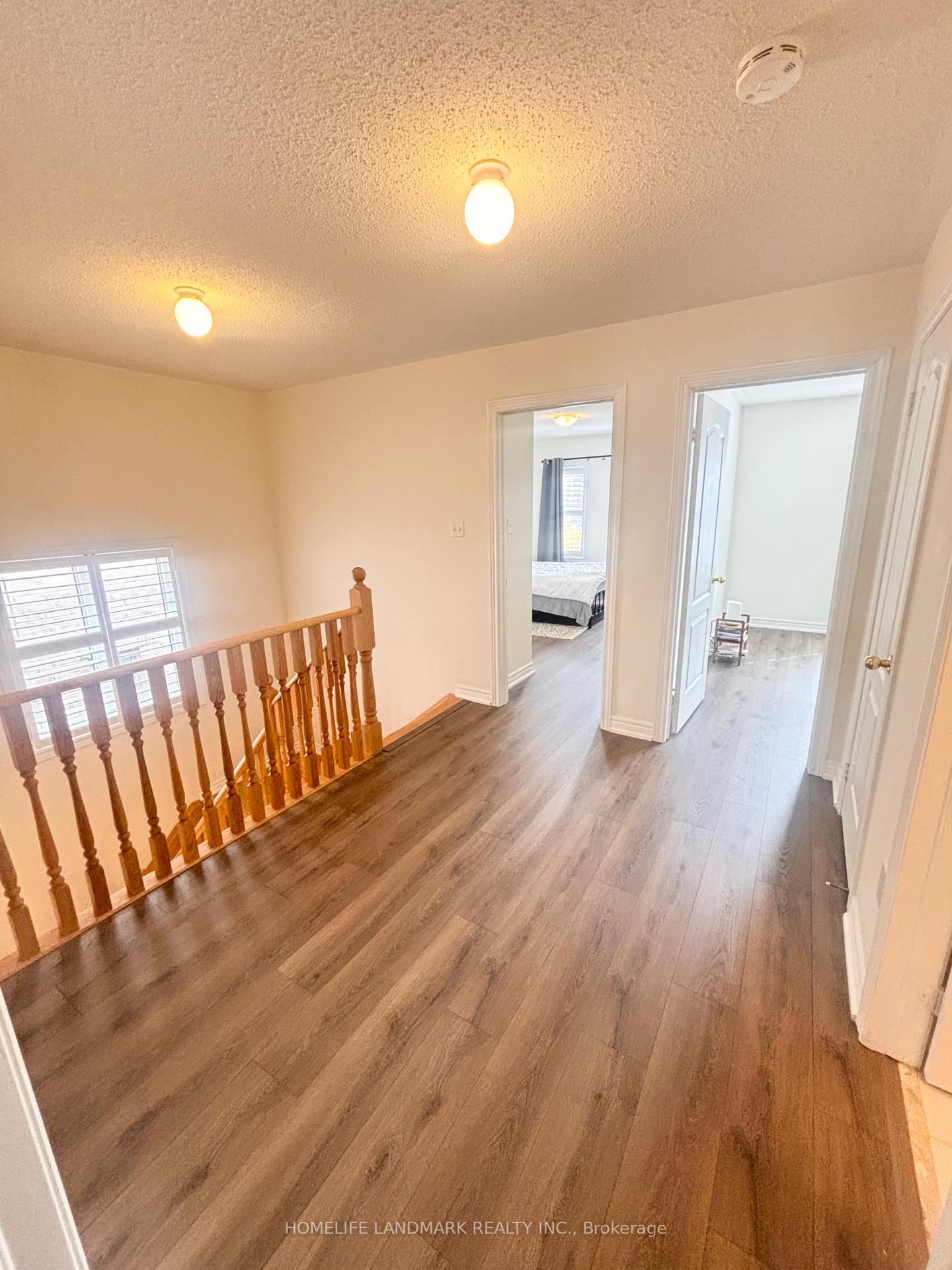 Photo 40 of 12 Hua Du Avenue, Markham, Berczy — HOMEH