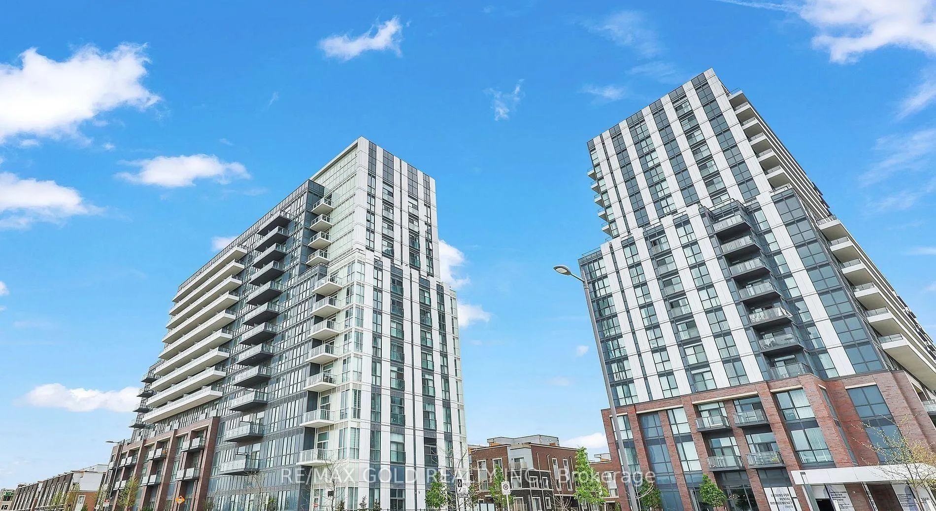Front of Unit 1116, 60 Honeycrisp Crescent