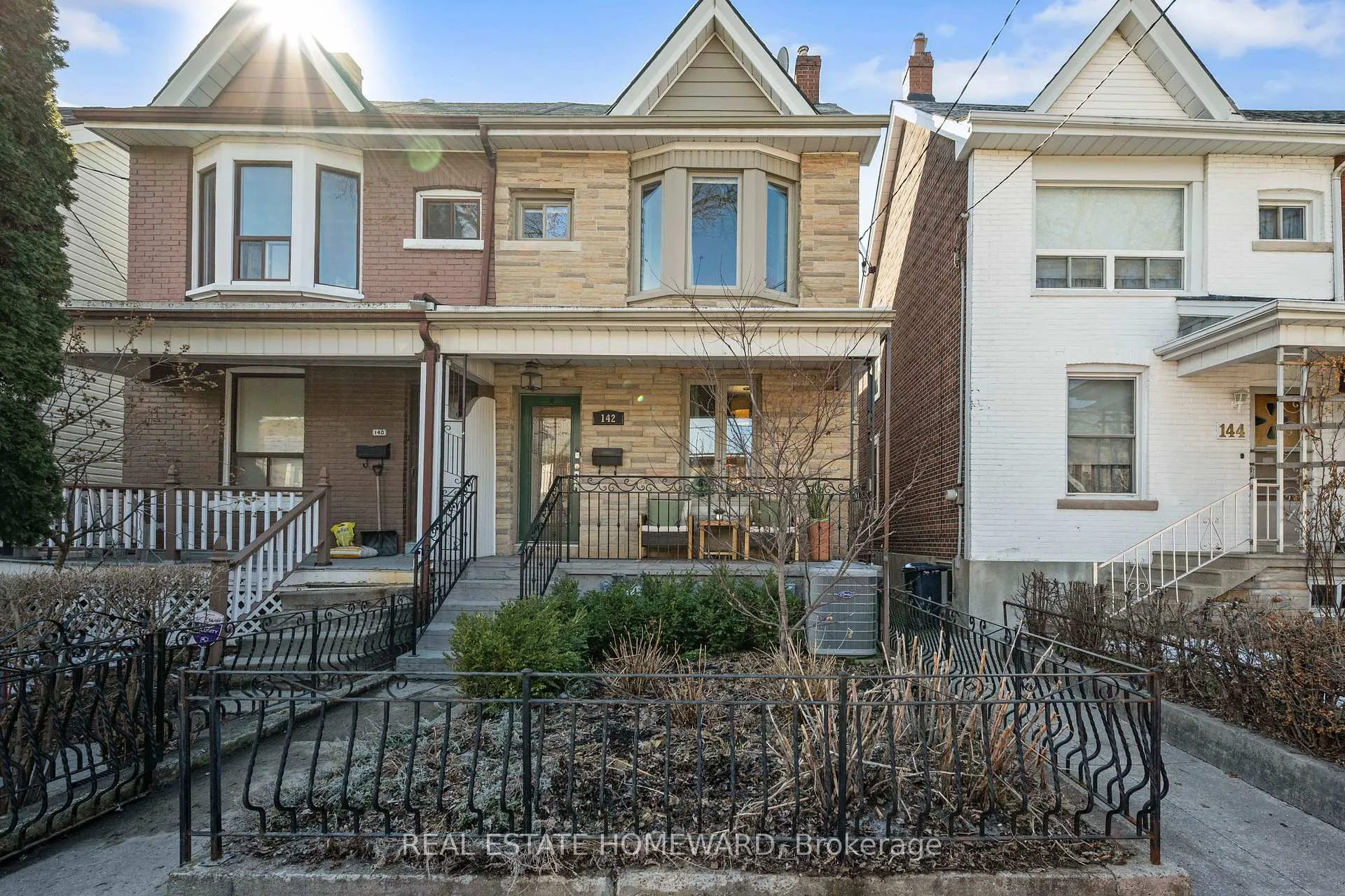Photo 2 of 142 Bellwoods Avenue, Toronto, Trinity-Bellwoods — HOMEH