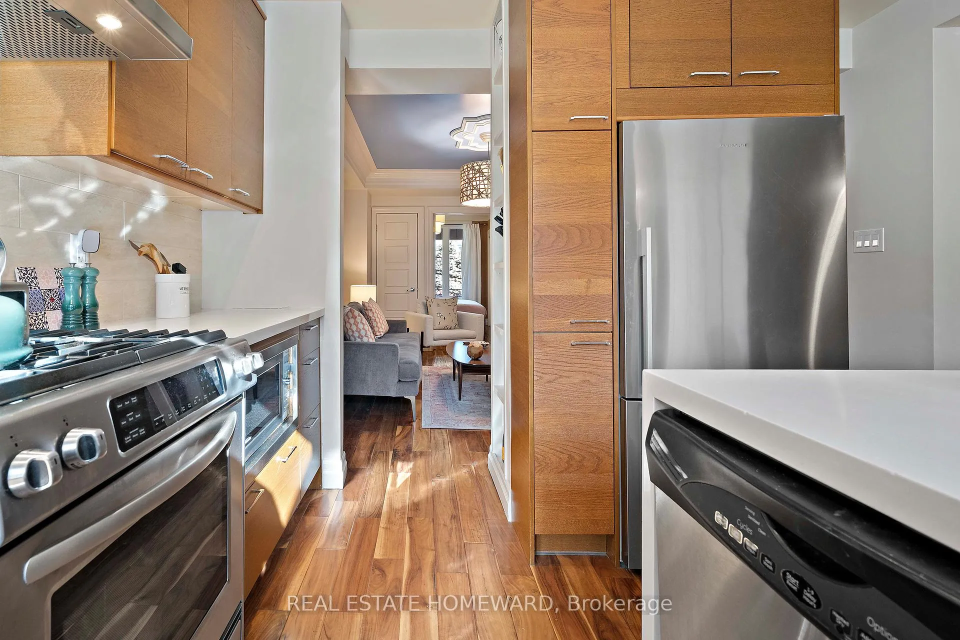 Photo 16 of 142 Bellwoods Avenue, Toronto, Trinity-Bellwoods — HOMEH