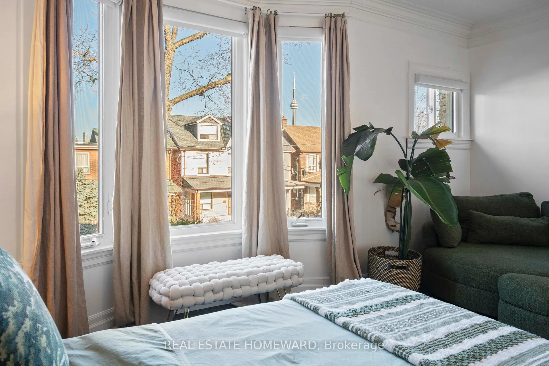 Photo 39 of 142 Bellwoods Avenue, Toronto, Trinity-Bellwoods — HOMEH