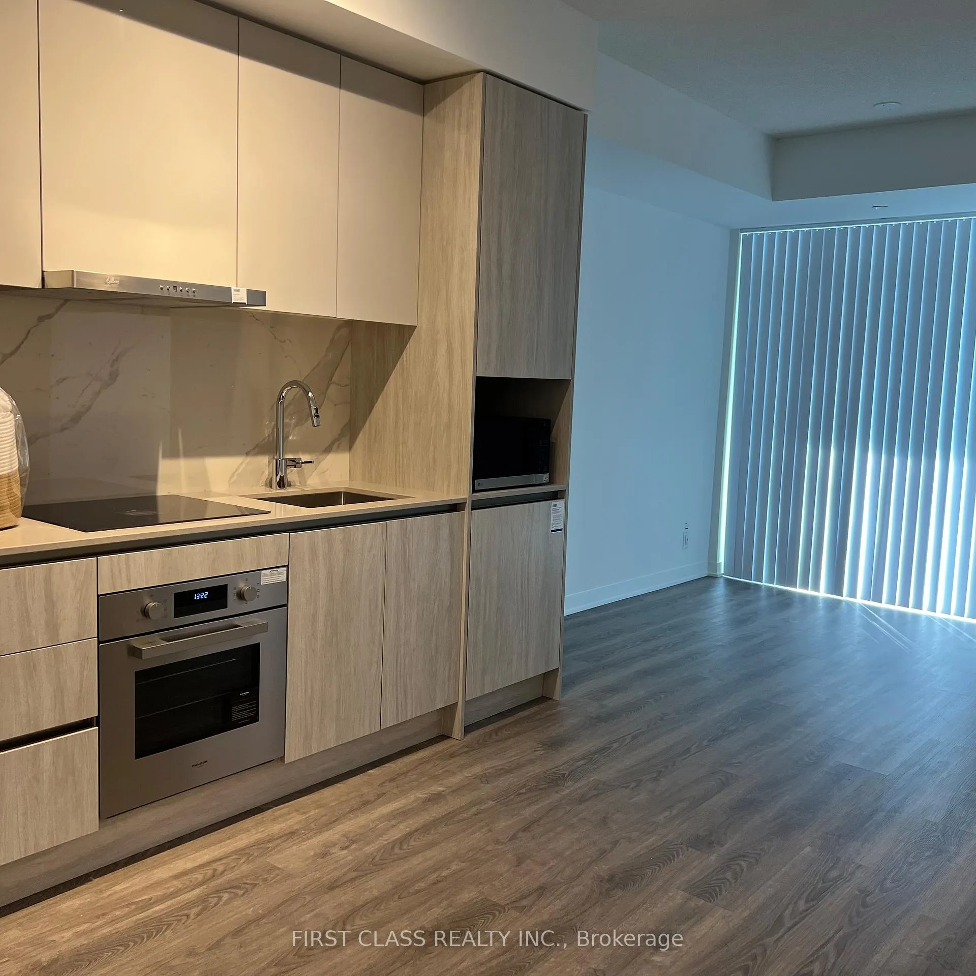 Photo 7 of Unit 1608, 180 Front Street E, Toronto, Moss Park — HOMEH