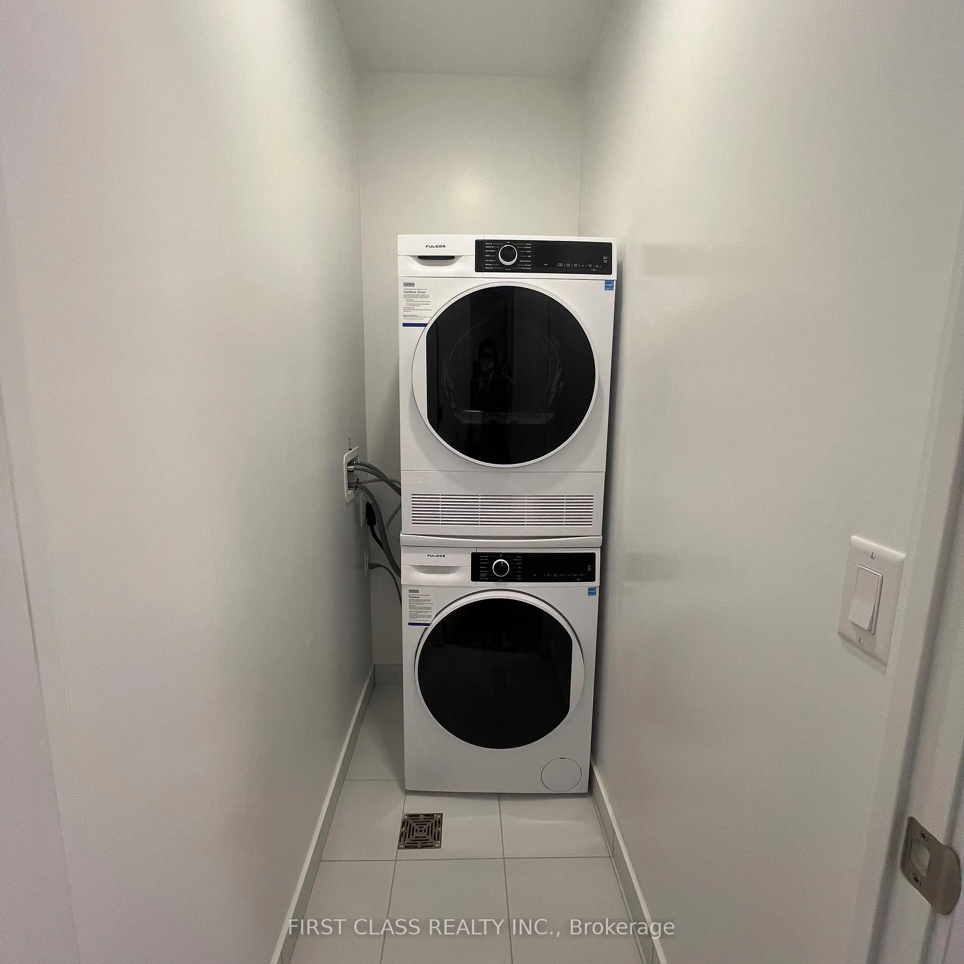 Photo 14 of Unit 1608, 180 Front Street E, Toronto, Moss Park — HOMEH