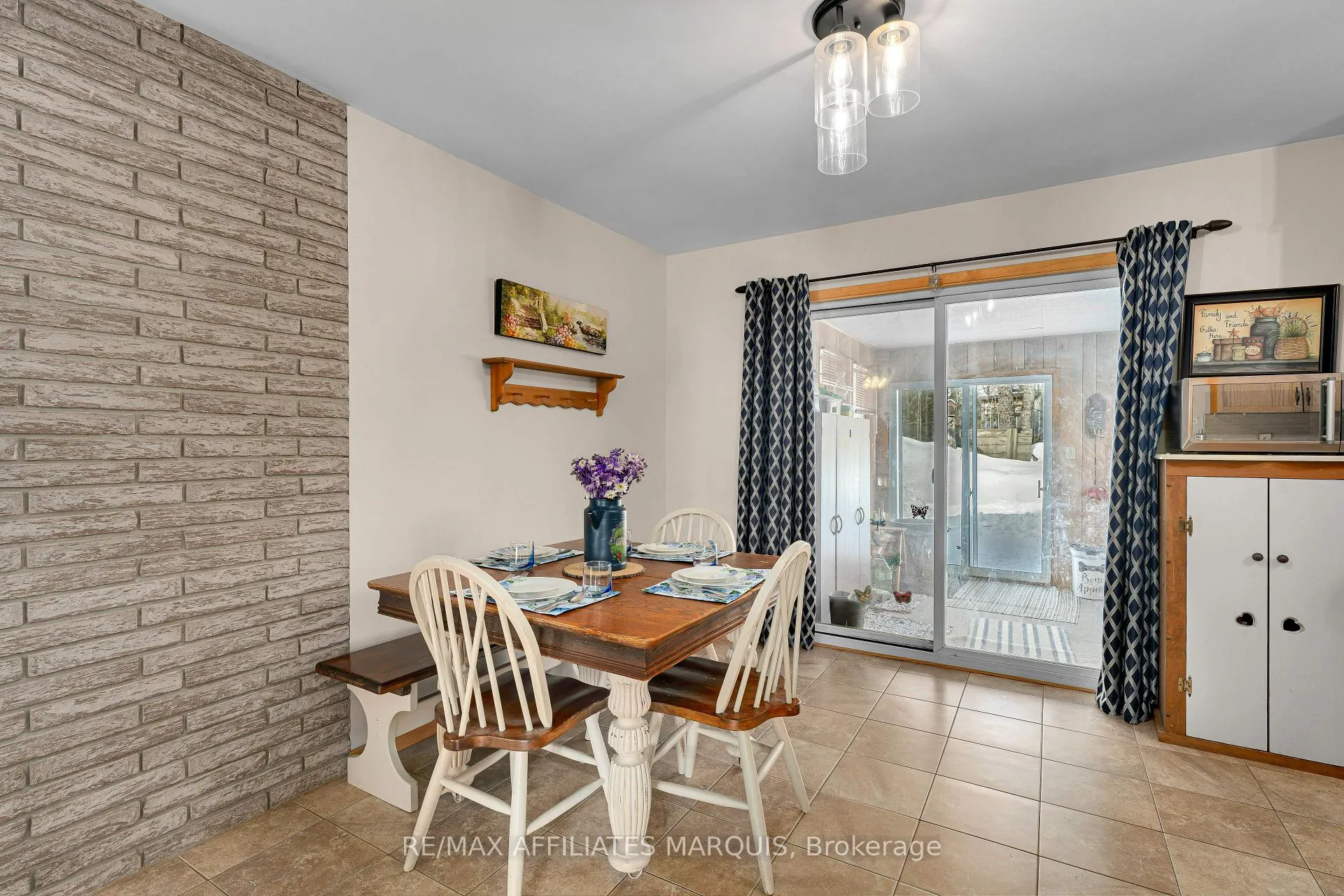 Photo 10 of 15913 509 Road, Frontenac, Frontenac Centre — HOMEH