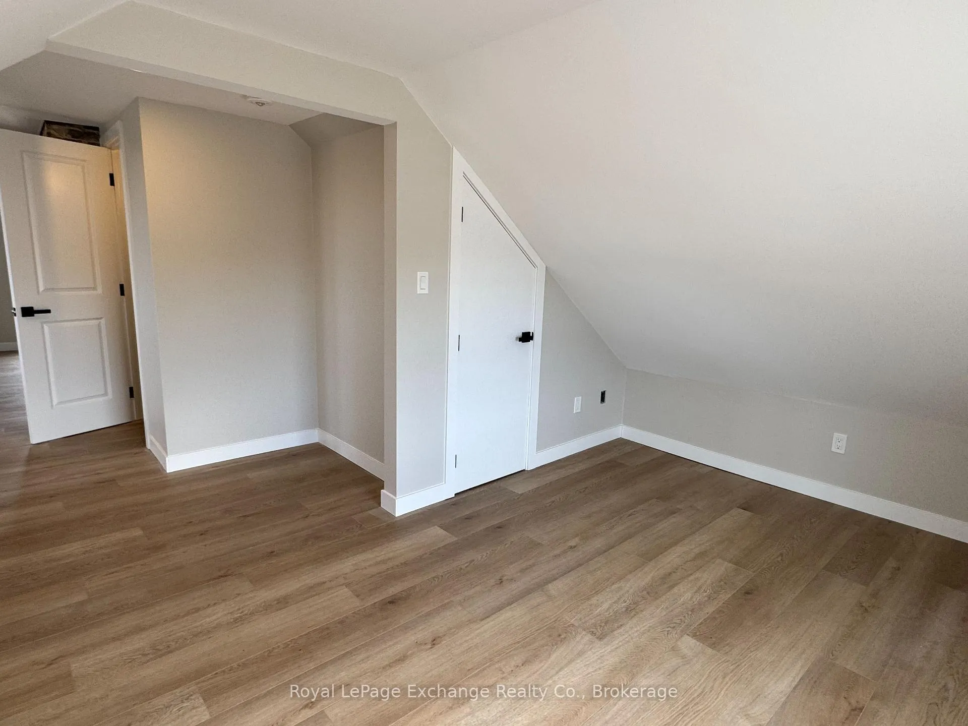 Photo 7 of Unit 3, 317 Durham Street, Kincardine — HOMEH