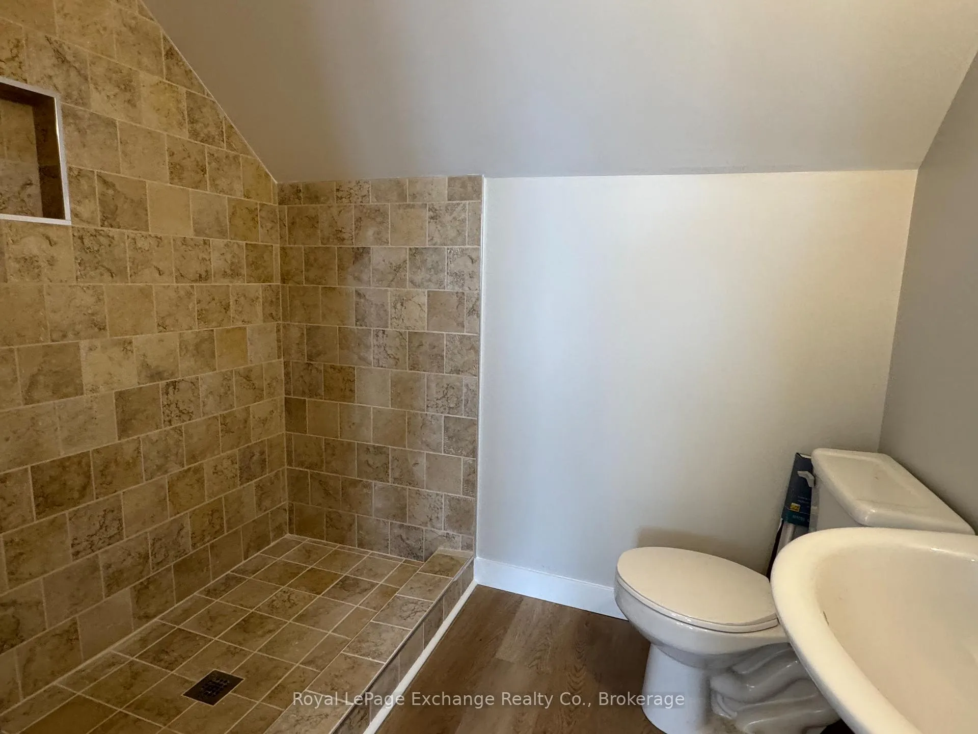 Photo 9 of Unit 3, 317 Durham Street, Kincardine — HOMEH
