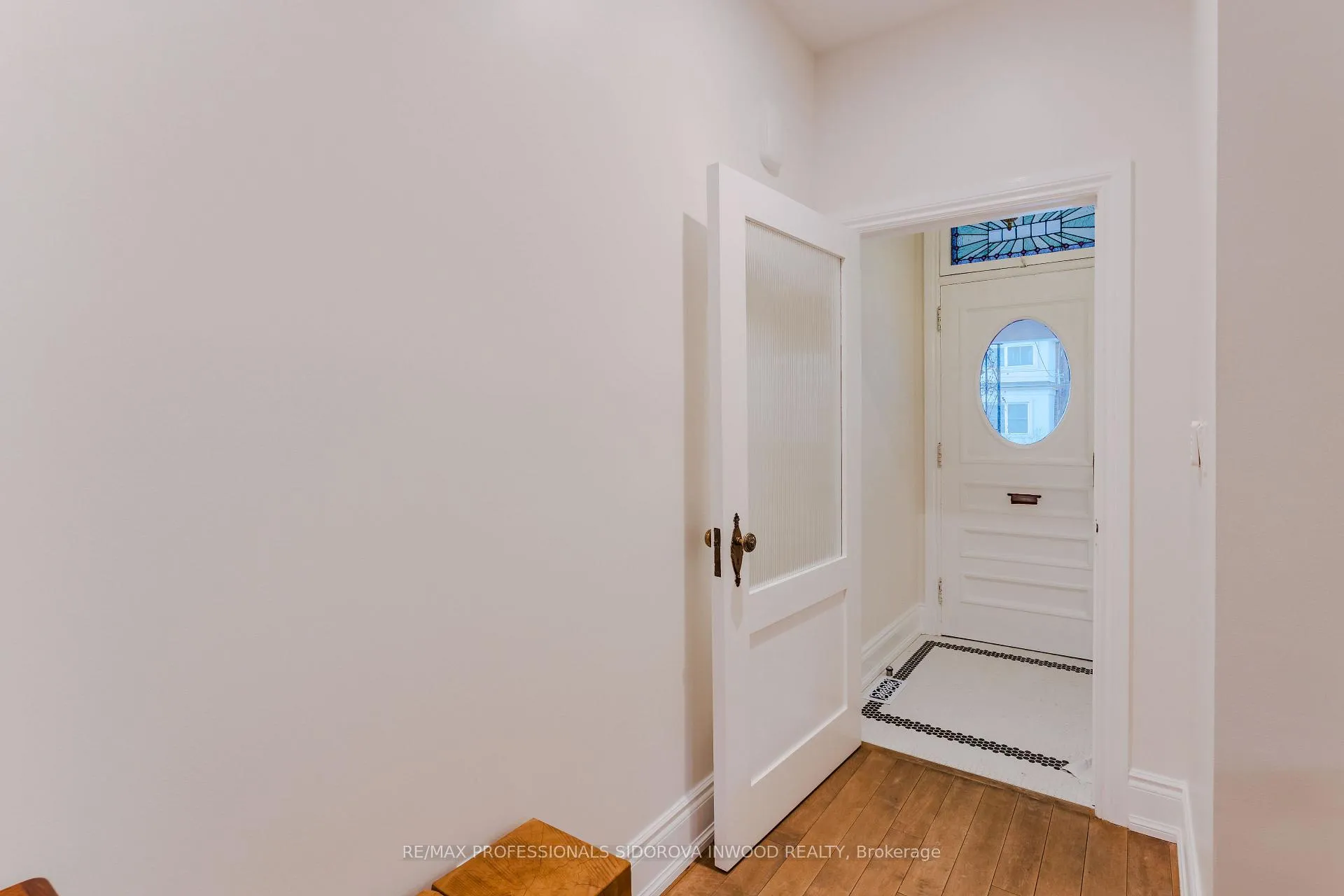 Photo 3 of 51 Harvard Avenue, Toronto, Roncesvalles — HOMEH