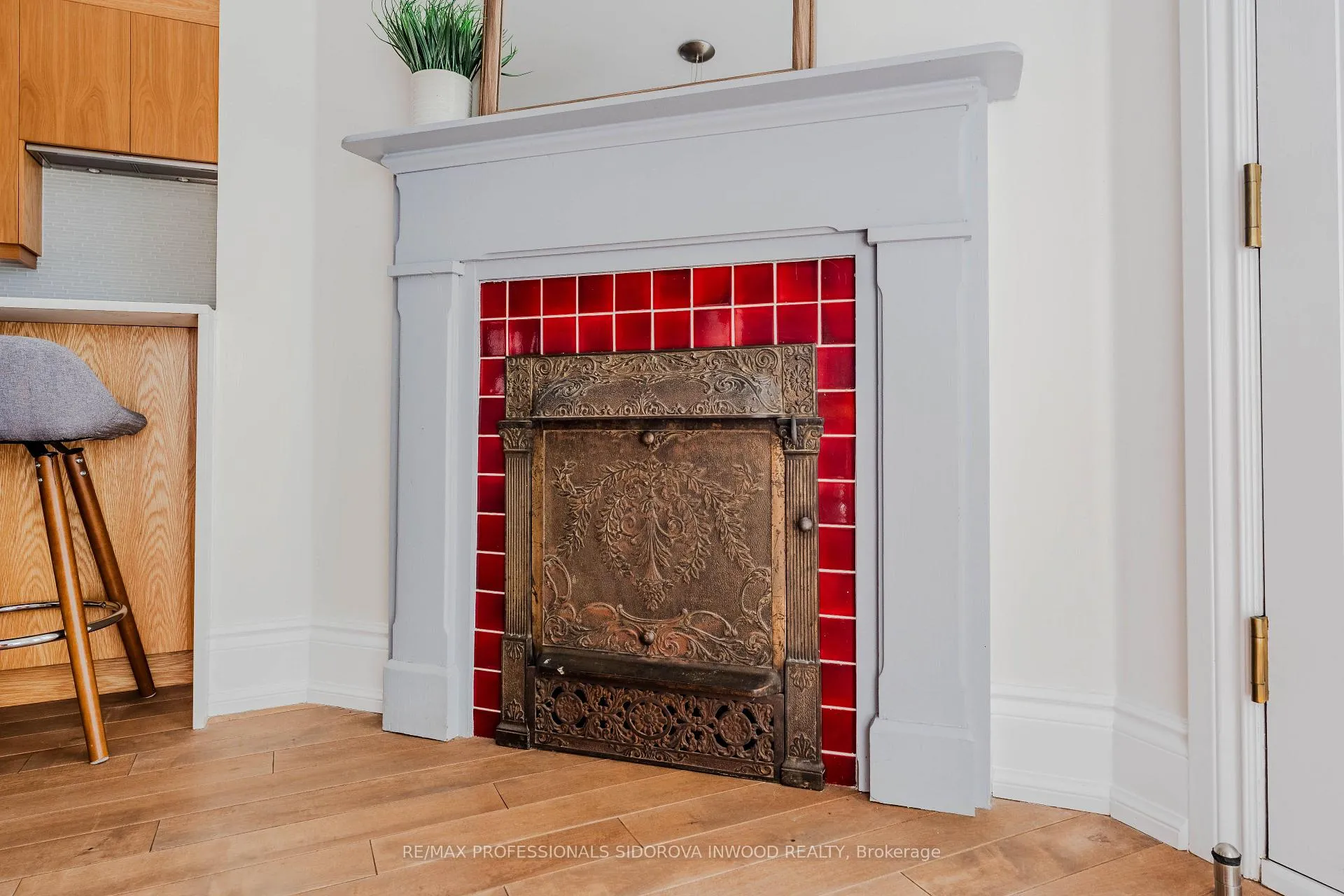 Photo 11 of 51 Harvard Avenue, Toronto, Roncesvalles — HOMEH