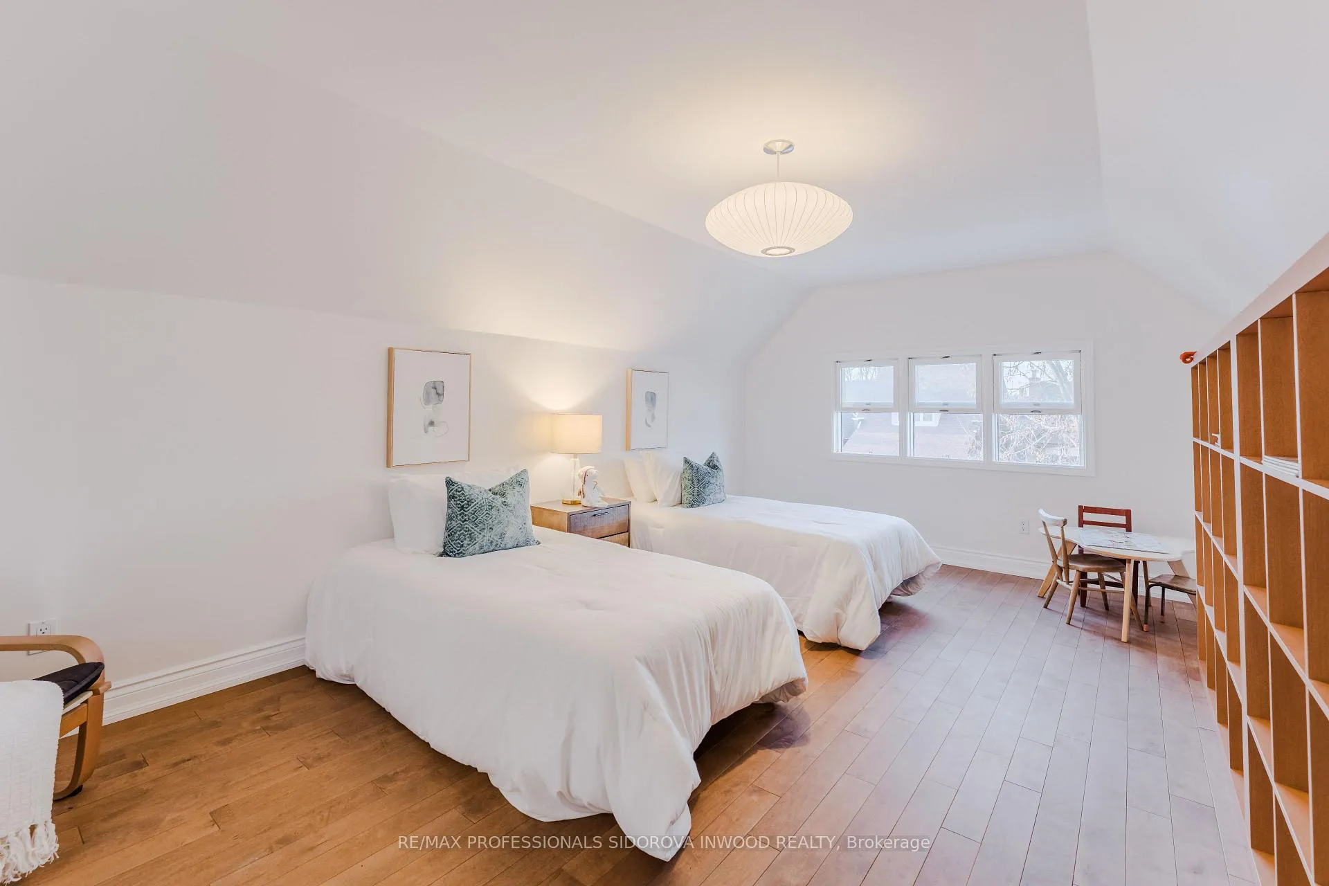 Photo 27 of 51 Harvard Avenue, Toronto, Roncesvalles — HOMEH