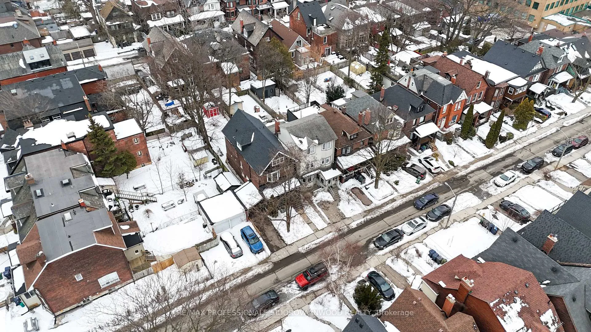 Photo 42 of 51 Harvard Avenue, Toronto, Roncesvalles — HOMEH