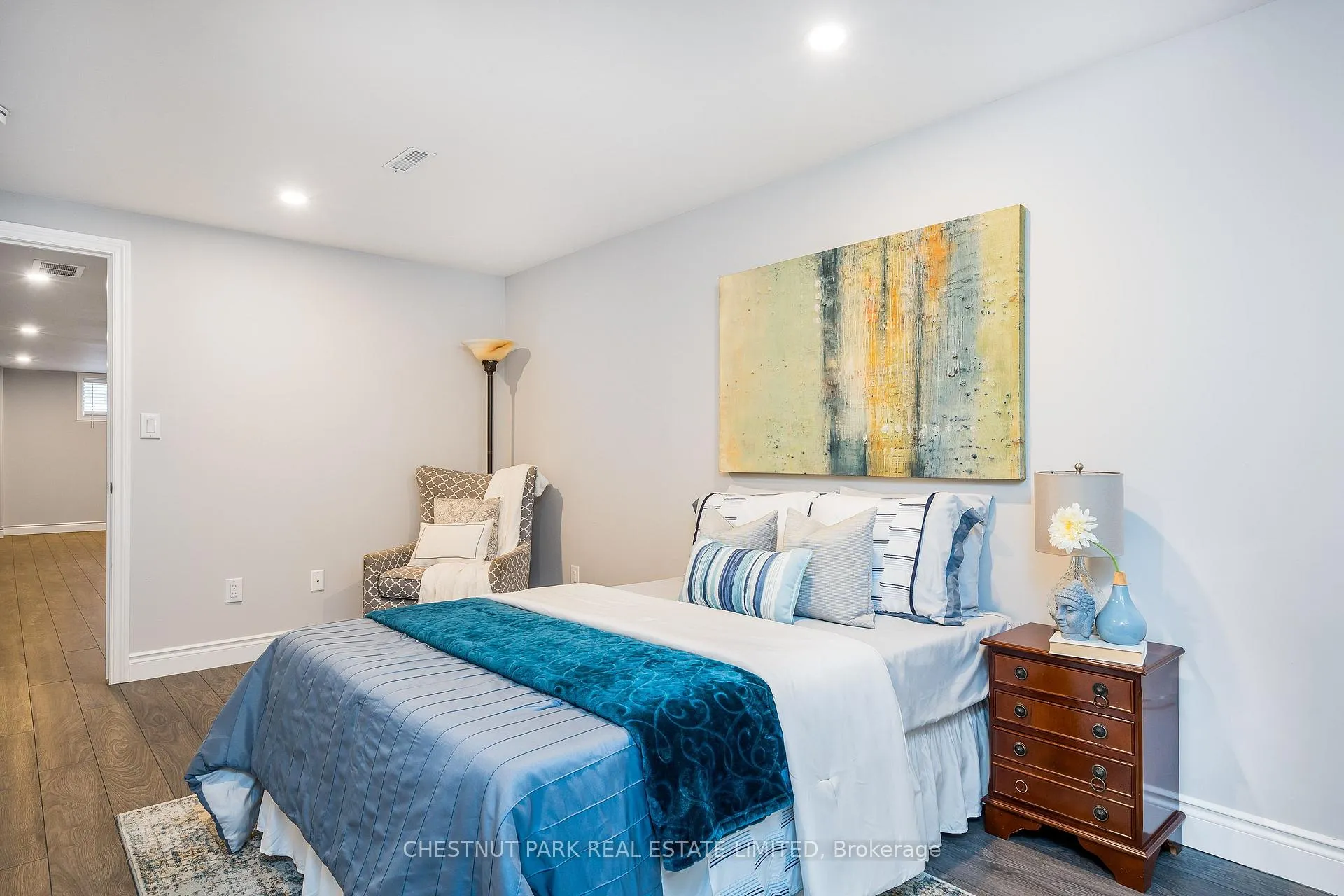 Photo 25 of 15 Patchell Court, Springwater, Elmvale — HOMEH