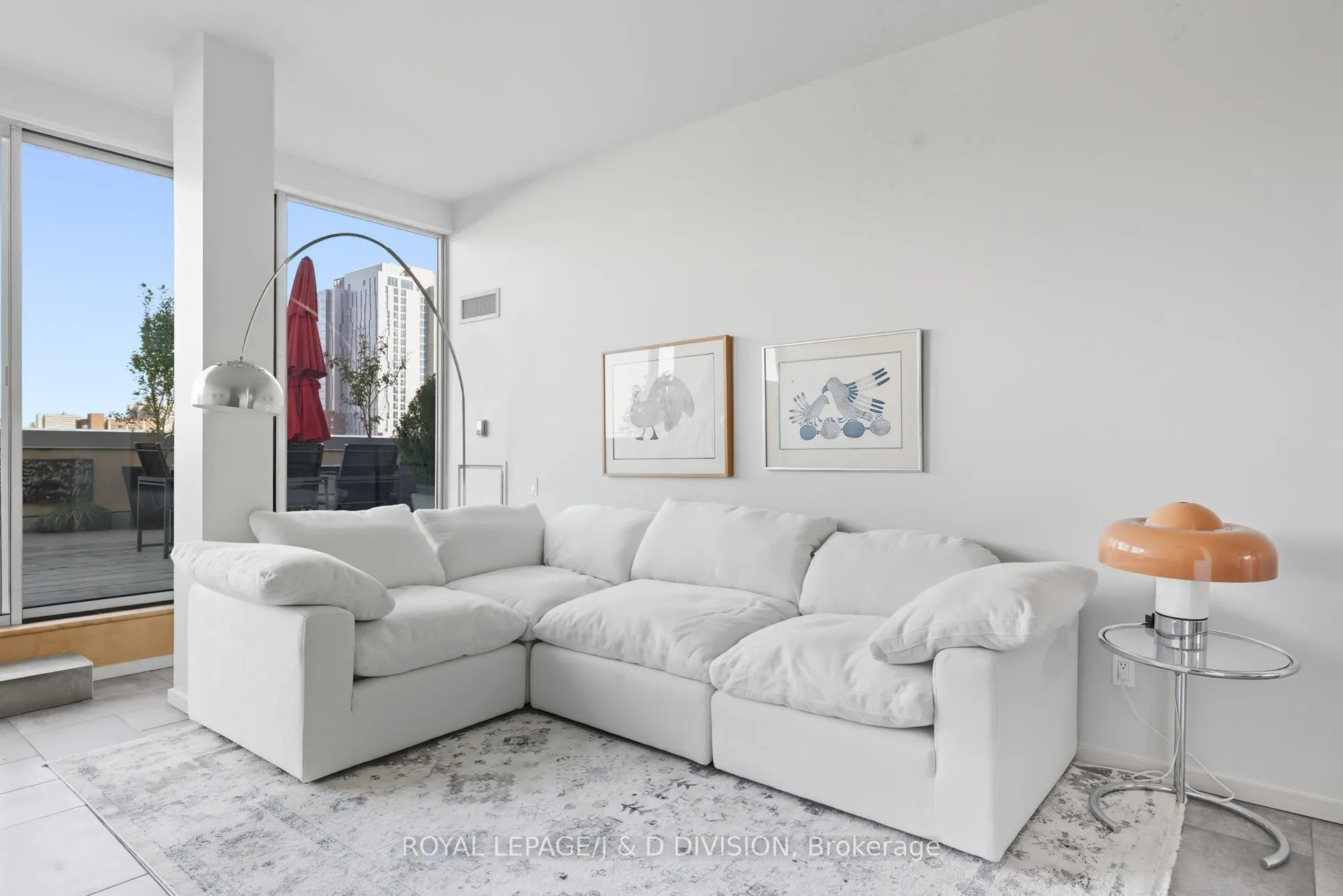 Photo 3 of Unit 610, 160 Baldwin Street, Toronto, Kensington-Chinatown — HOMEH