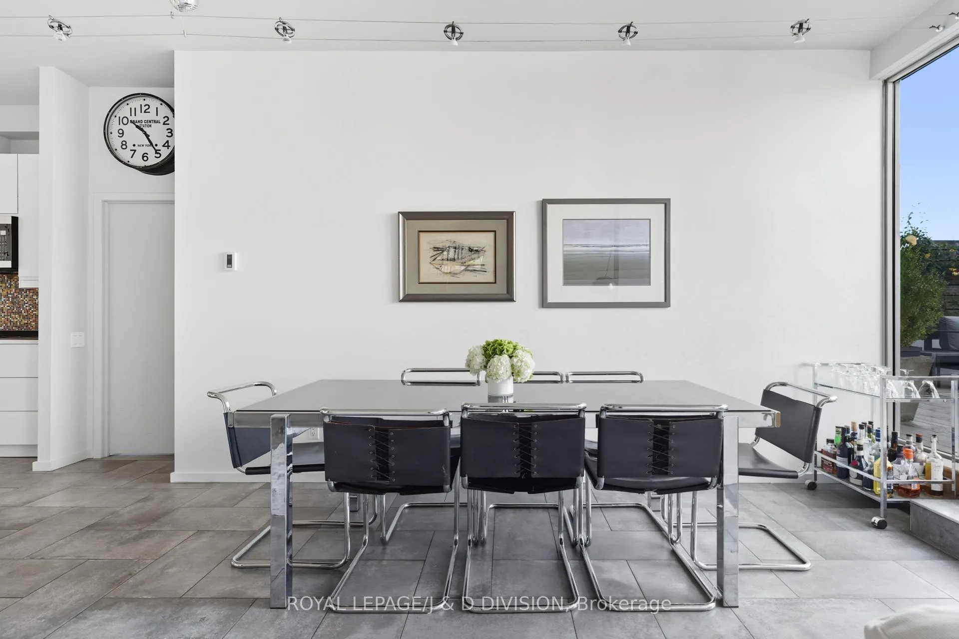 Photo 4 of Unit 610, 160 Baldwin Street, Toronto, Kensington-Chinatown — HOMEH