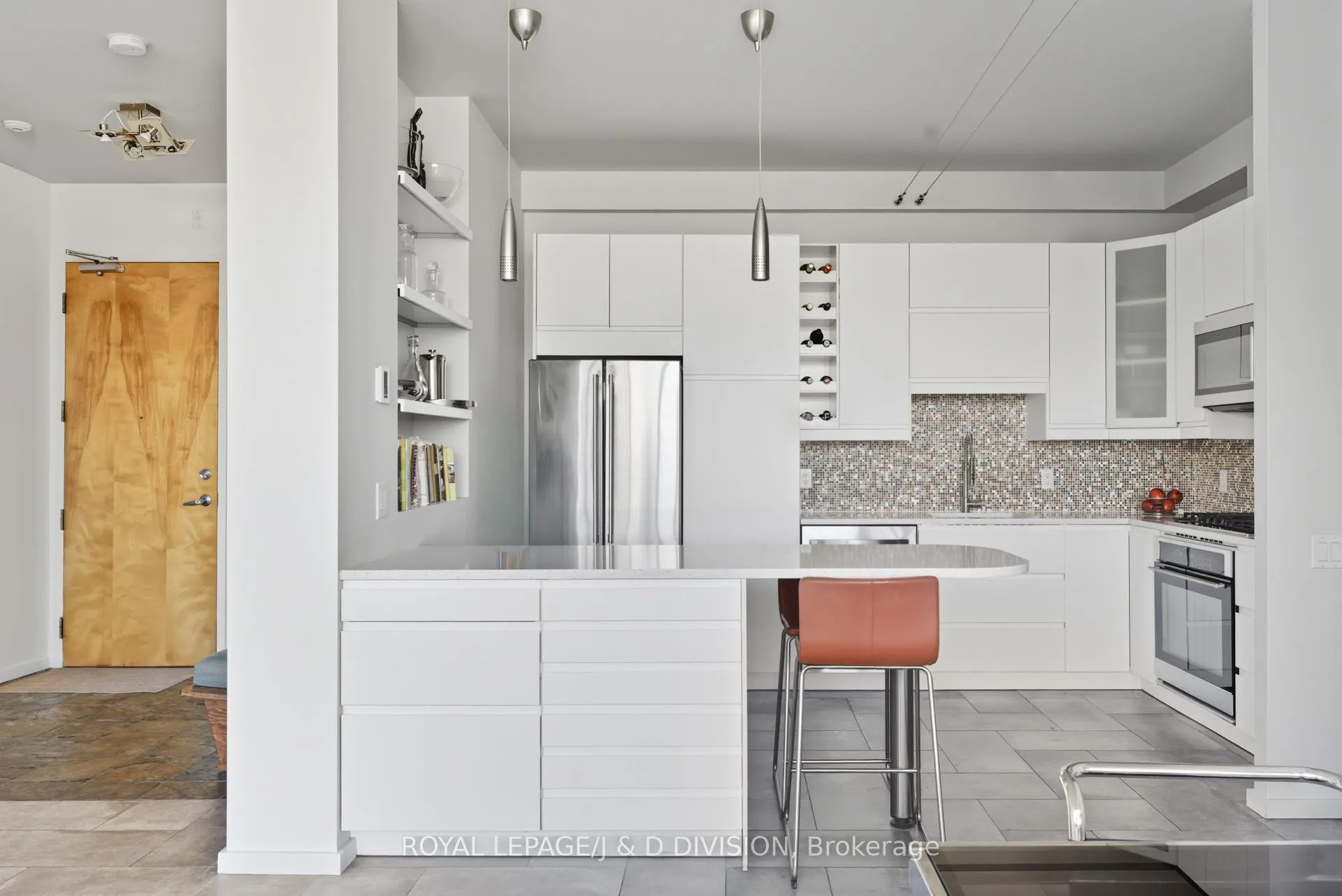 Photo 14 of Unit 610, 160 Baldwin Street, Toronto, Kensington-Chinatown — HOMEH