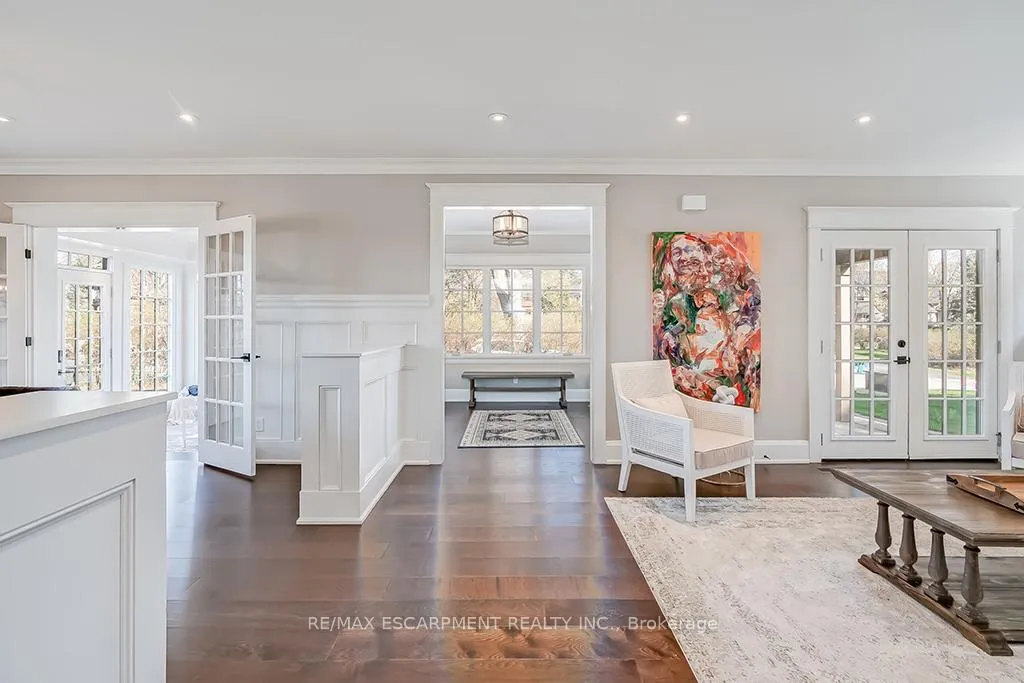 Photo 8 of 1050 Mohawk Road, Burlington, LaSalle — HOMEH