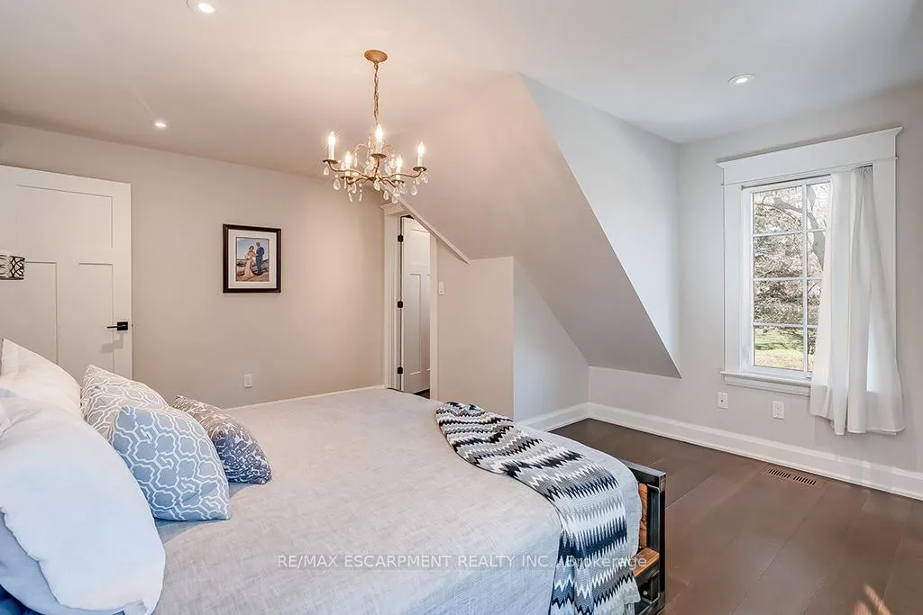 Photo 34 of 1050 Mohawk Road, Burlington, LaSalle — HOMEH