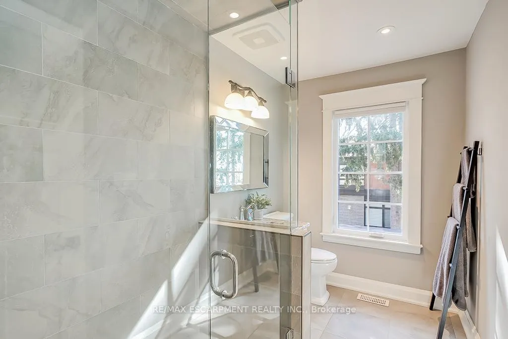 Photo 38 of 1050 Mohawk Road, Burlington, LaSalle — HOMEH