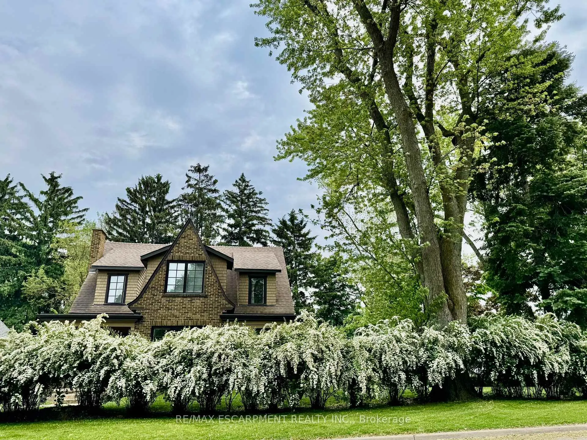 Photo 47 of 1050 Mohawk Road, Burlington, LaSalle — HOMEH