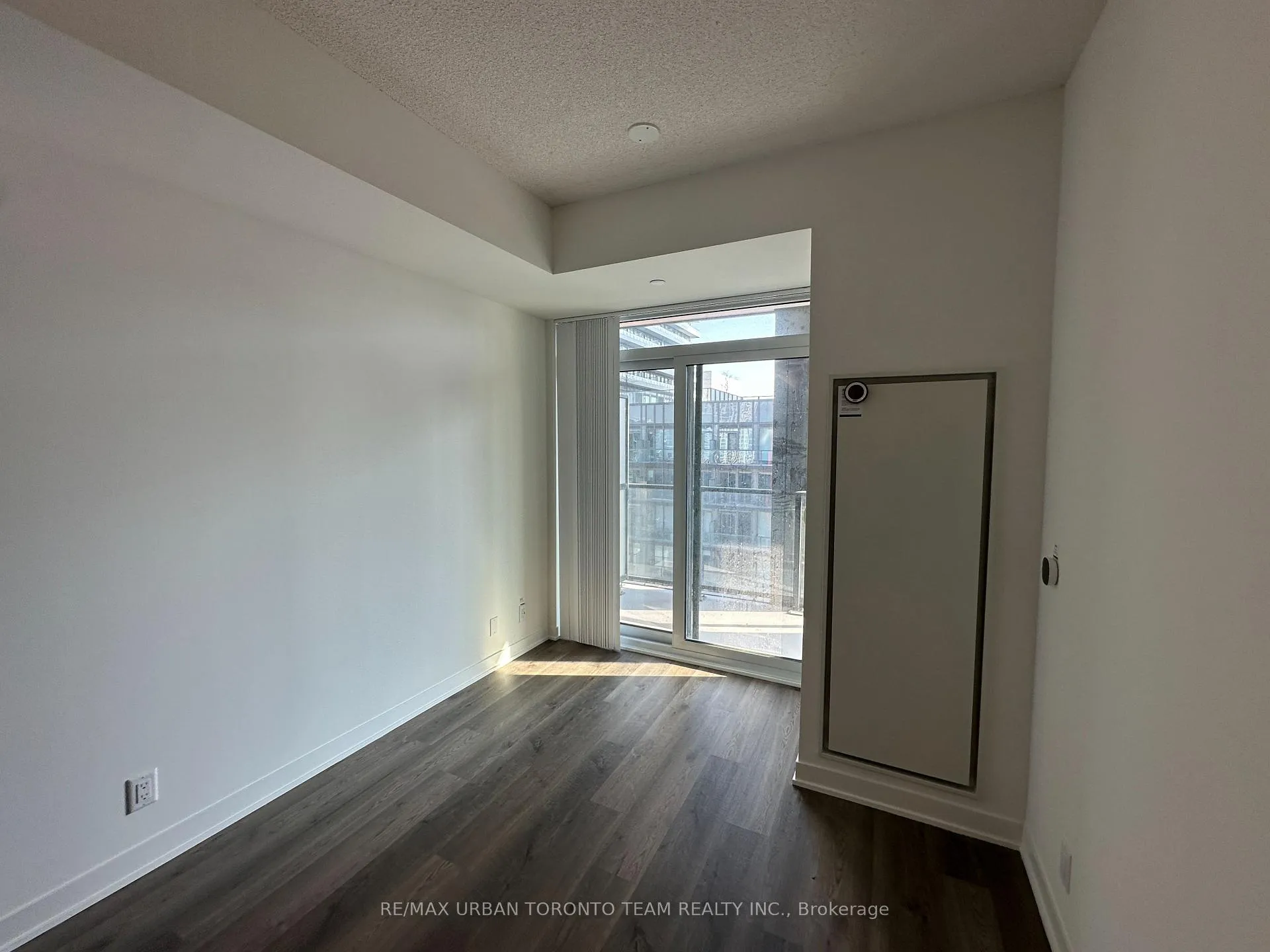 Photo 6 of Unit 2008, 180 Front Street E, Toronto, Moss Park — HOMEH