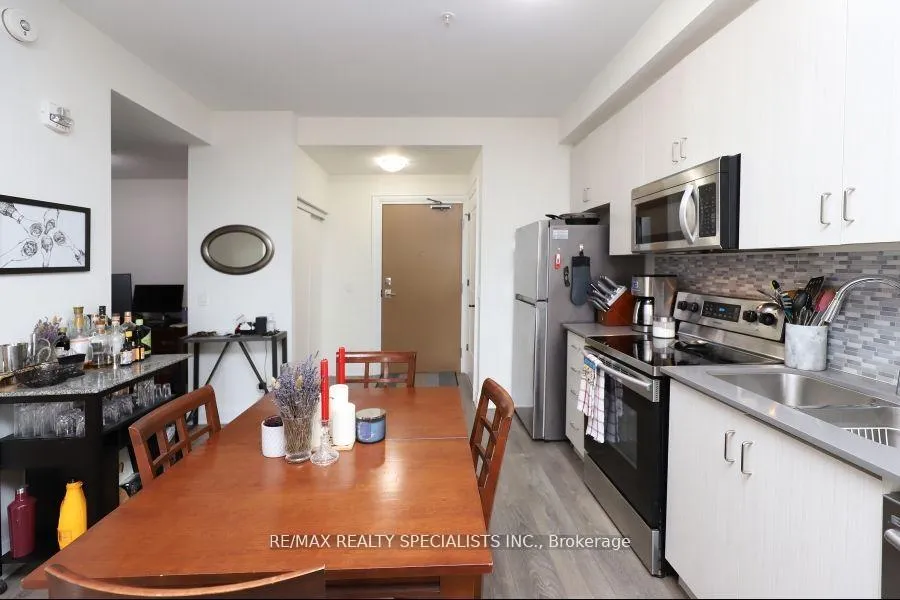 Photo 10 of Unit 321, 1105 Leger Way, Milton, Ford — HOMEH