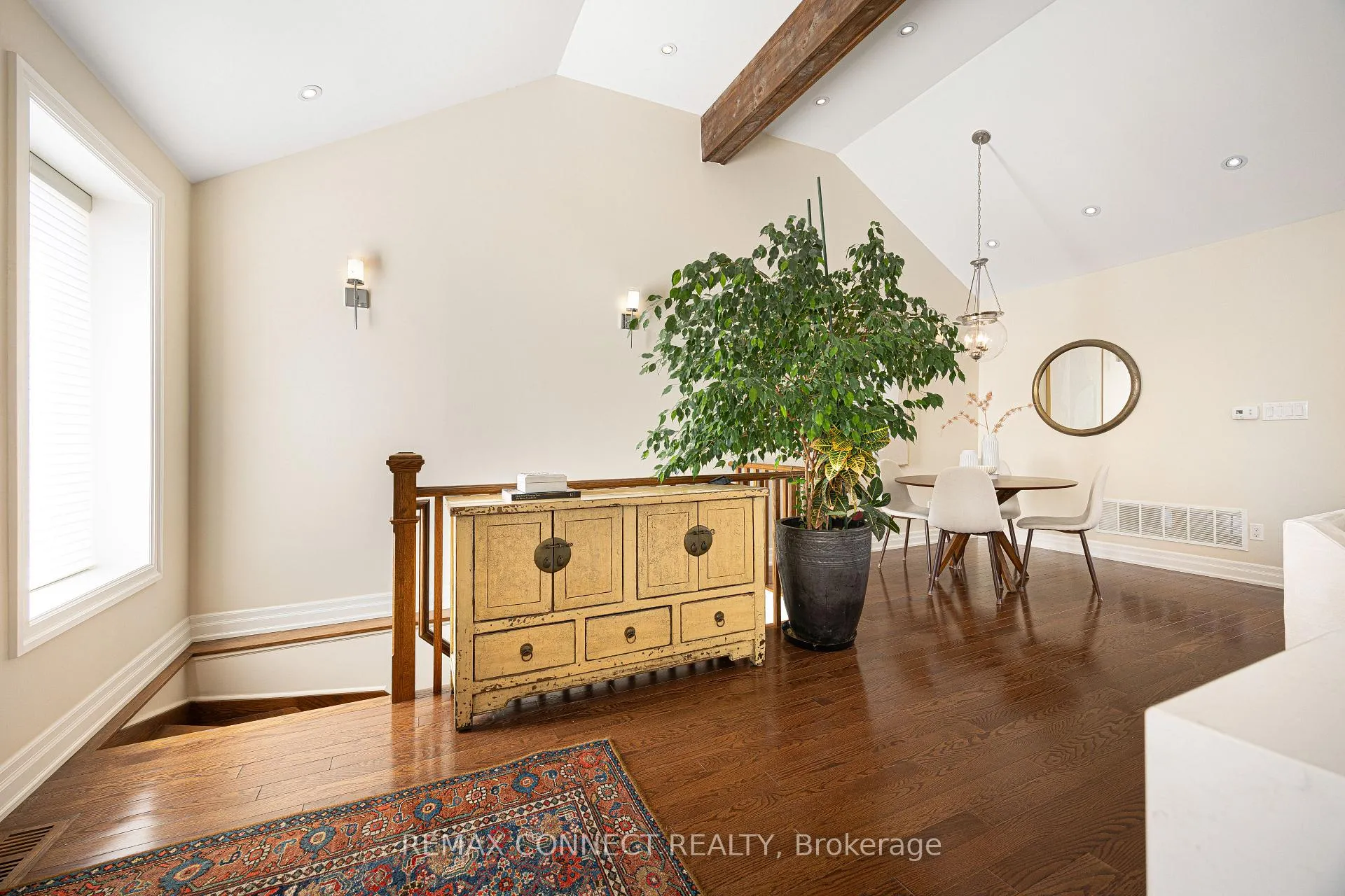Photo 6 of 122 Robinson Street, Toronto, Trinity-Bellwoods — HOMEH