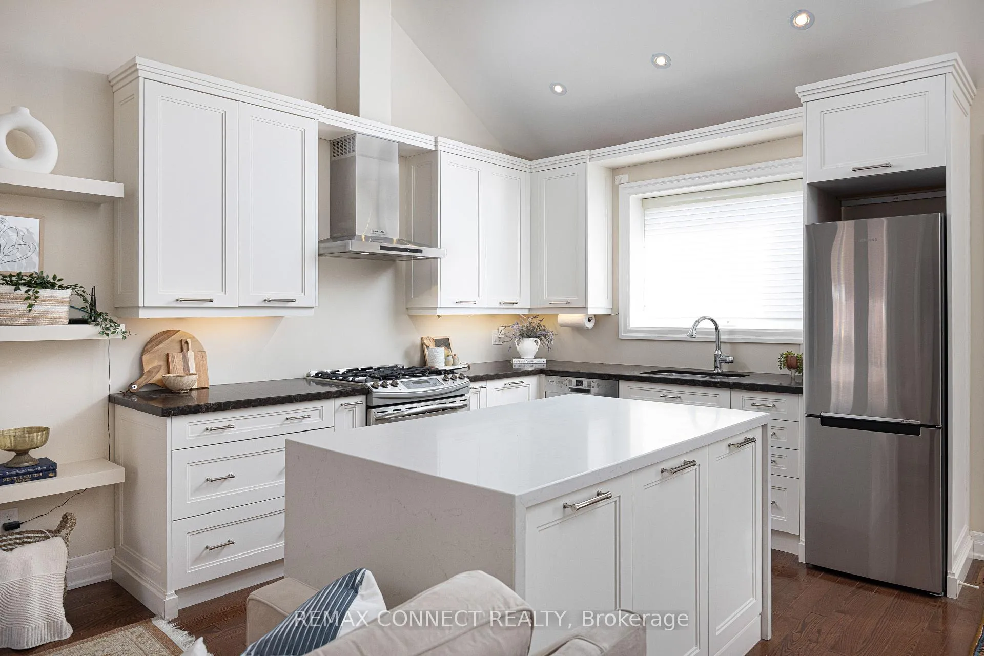 Photo 14 of 122 Robinson Street, Toronto, Trinity-Bellwoods — HOMEH