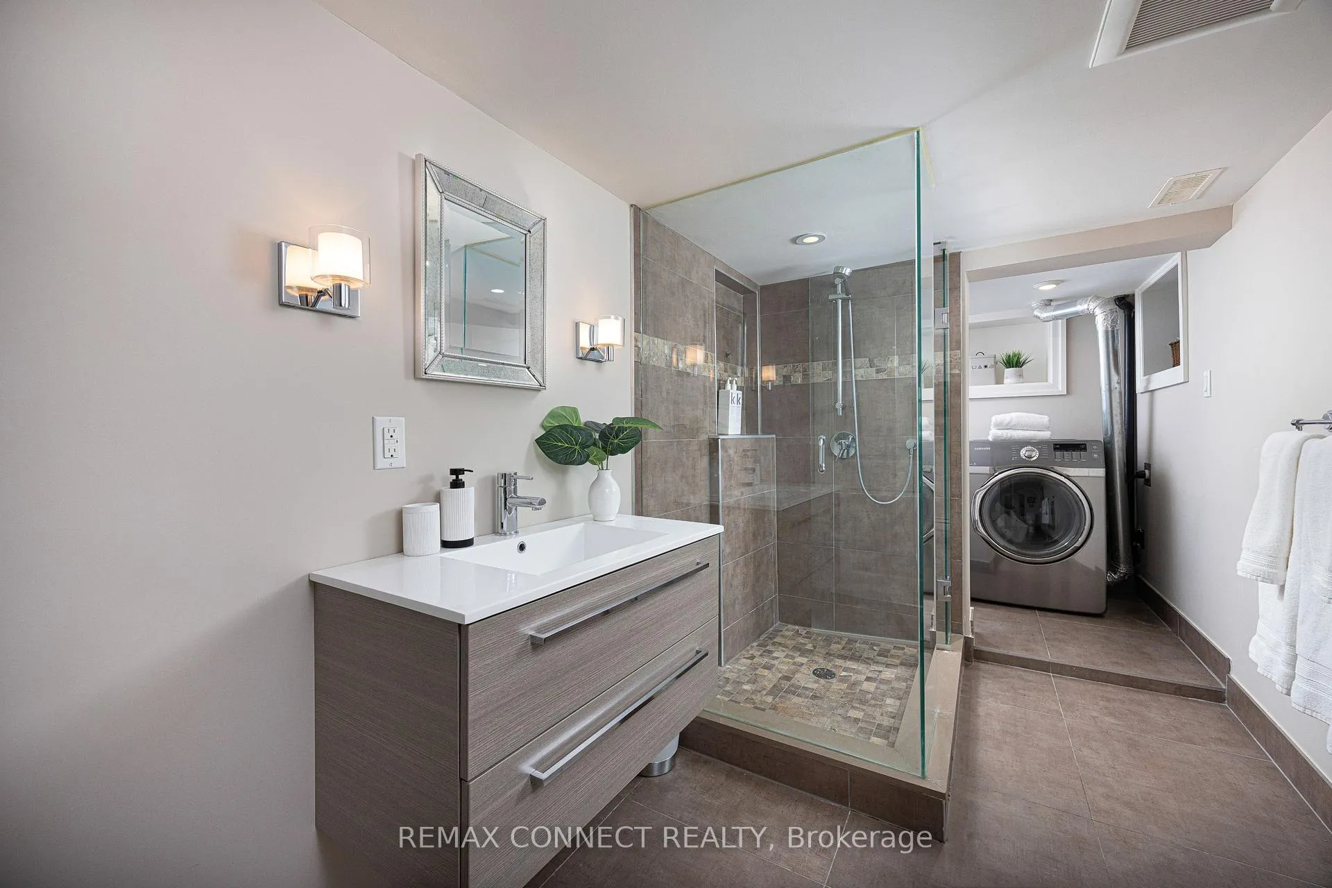 Photo 32 of 122 Robinson Street, Toronto, Trinity-Bellwoods — HOMEH