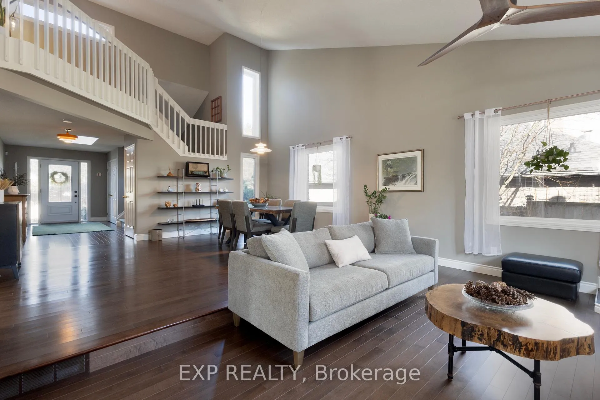 Photo 3 of 109 Parkview Drive, Thames Centre, Dorchester — HOMEH