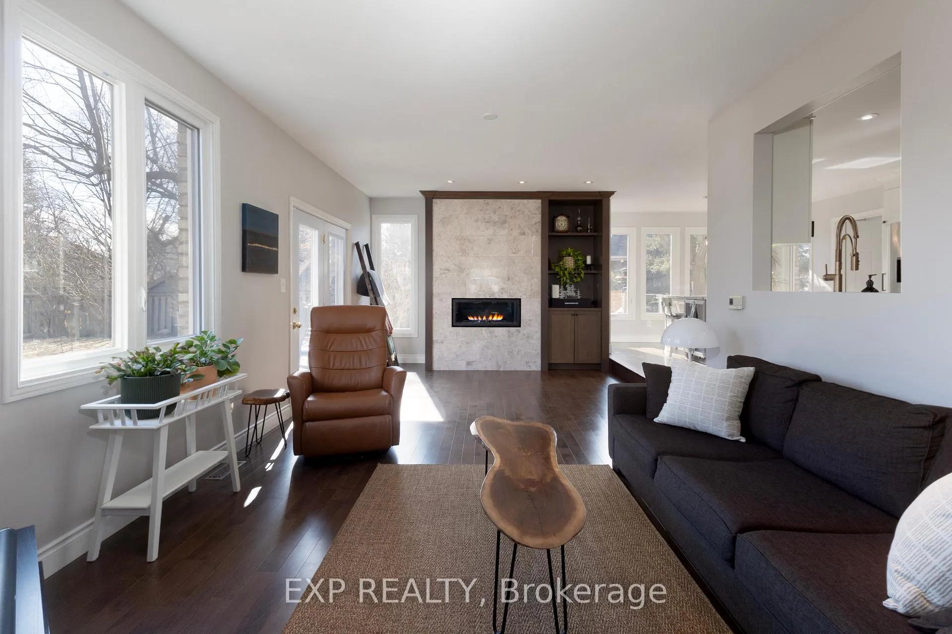 Photo 10 of 109 Parkview Drive, Thames Centre, Dorchester — HOMEH