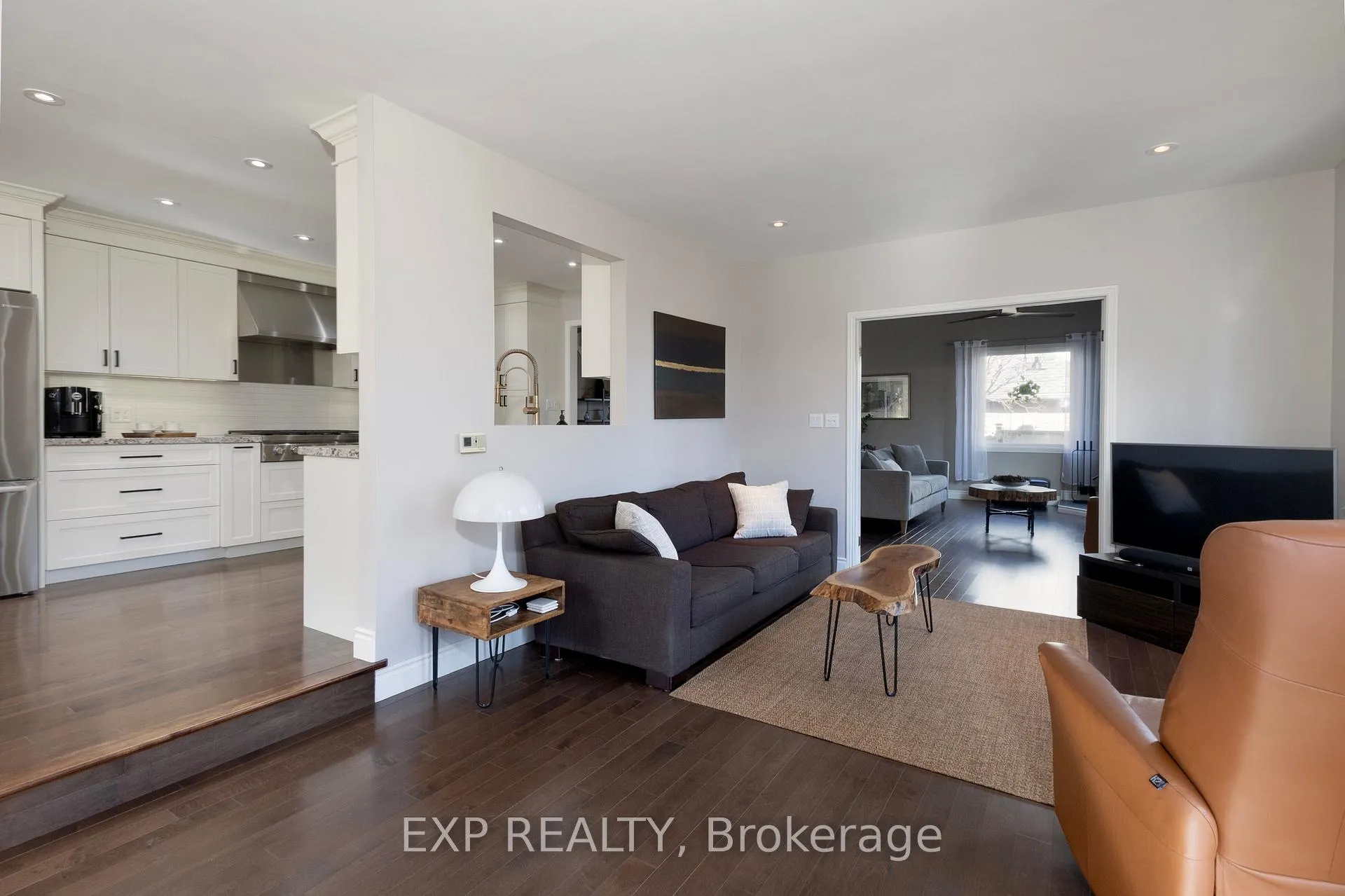 Photo 12 of 109 Parkview Drive, Thames Centre, Dorchester — HOMEH