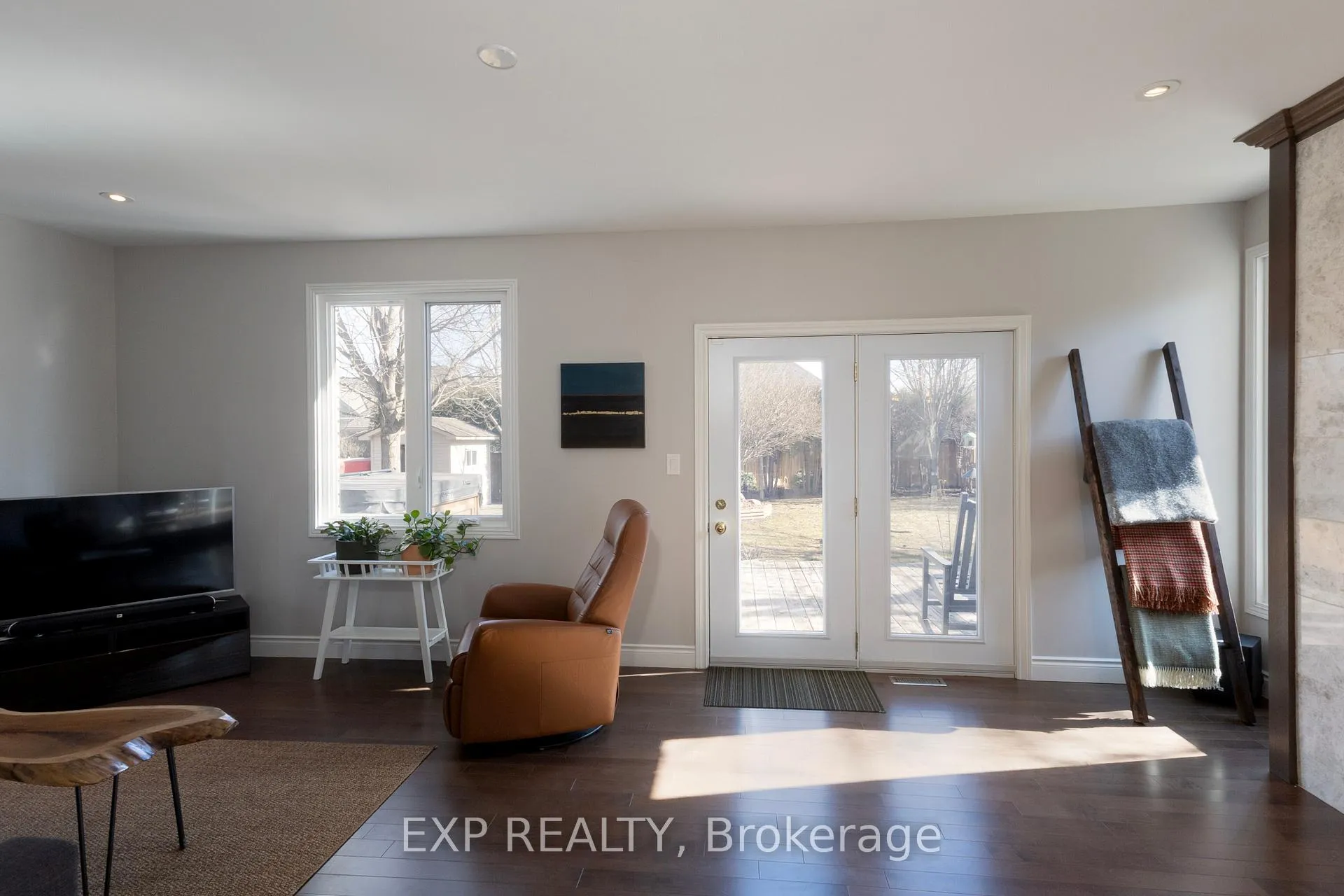 Photo 13 of 109 Parkview Drive, Thames Centre, Dorchester — HOMEH