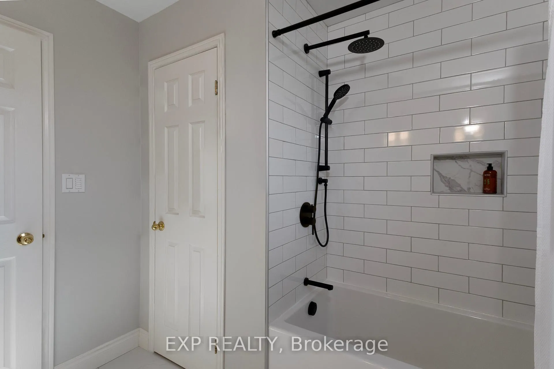 Photo 32 of 109 Parkview Drive, Thames Centre, Dorchester — HOMEH