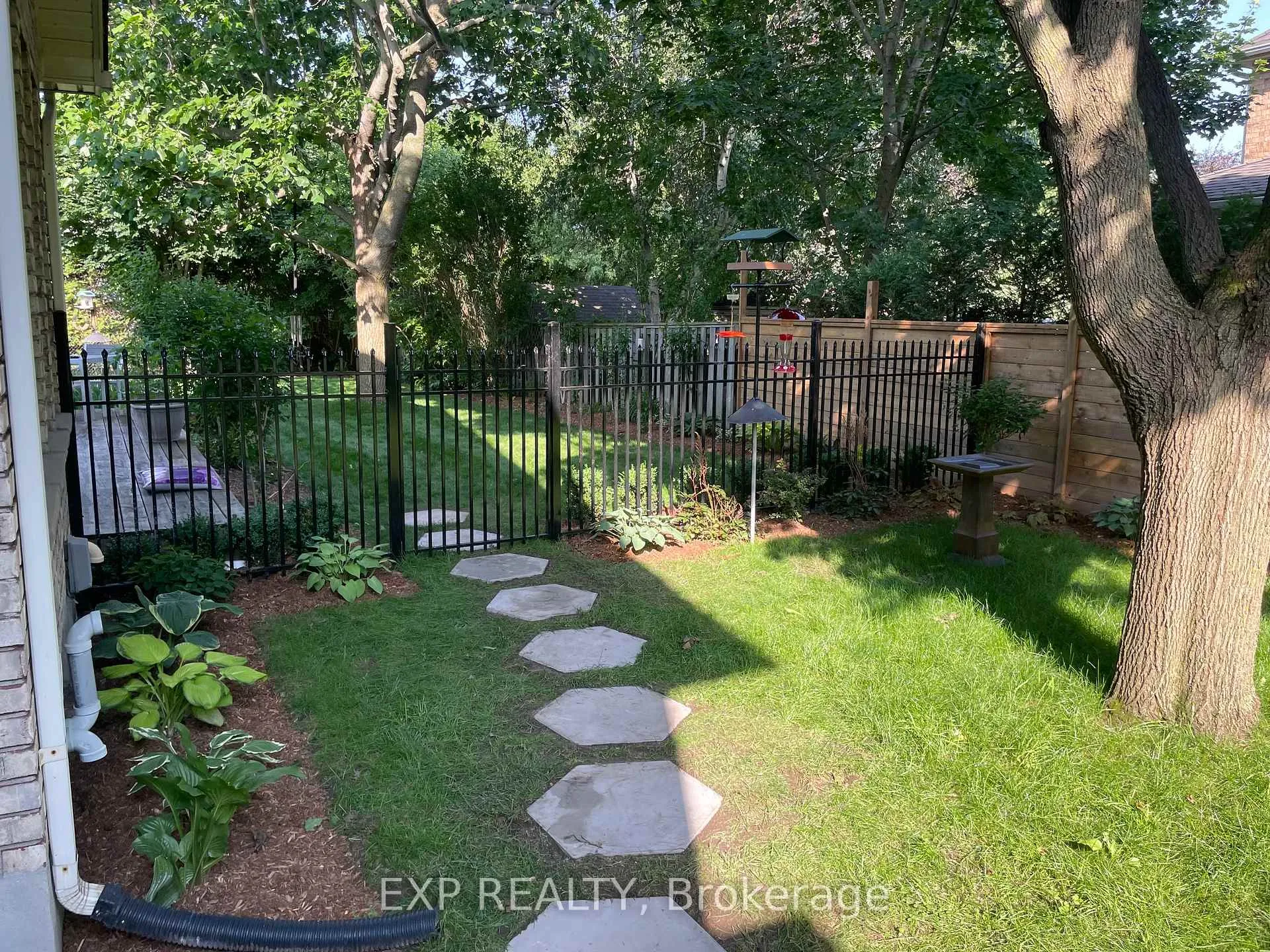 Photo 36 of 109 Parkview Drive, Thames Centre, Dorchester — HOMEH