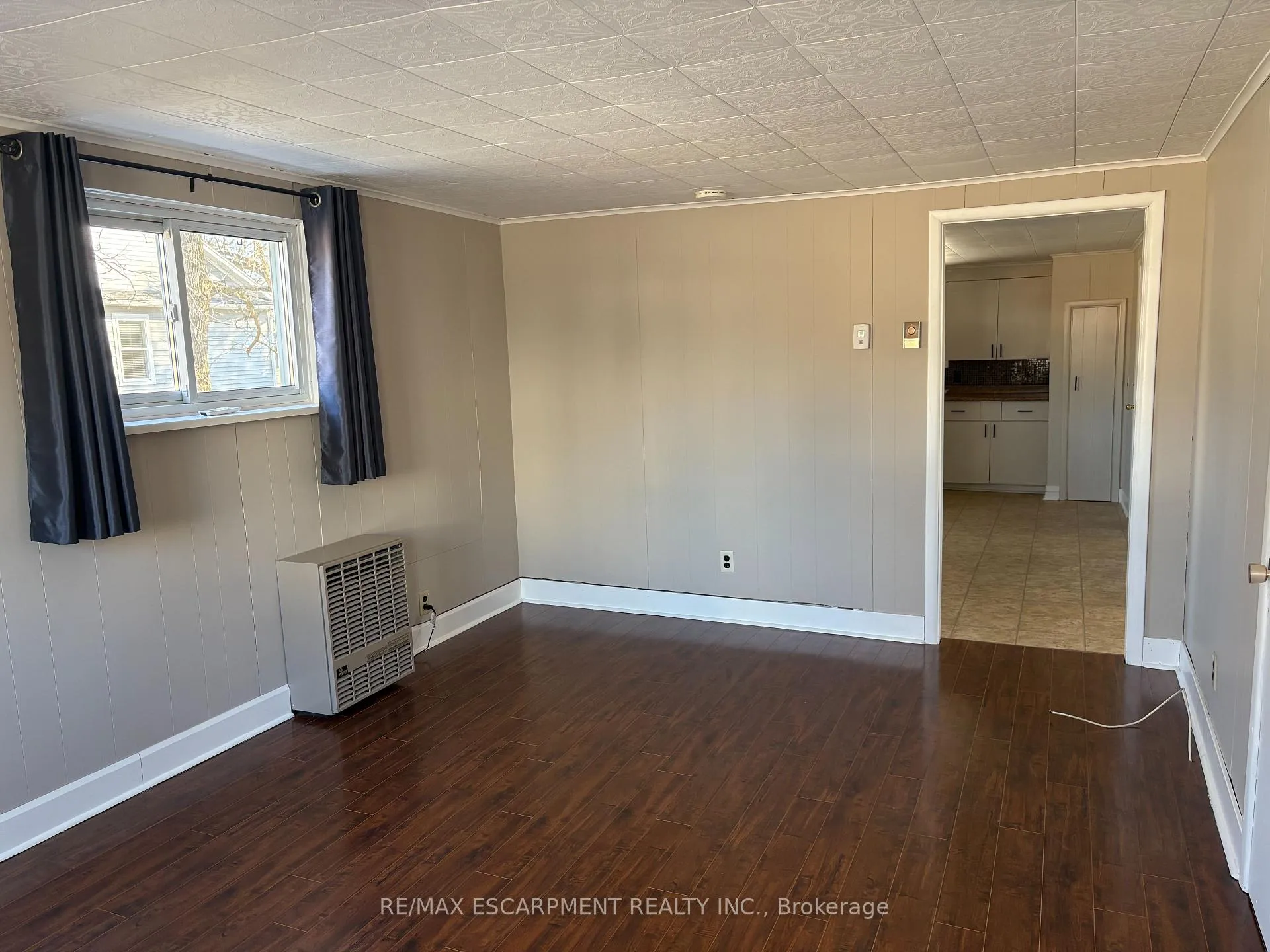 Photo 6 of Unit Main, 786 Welland Road, Pelham, Fenwick — HOMEH