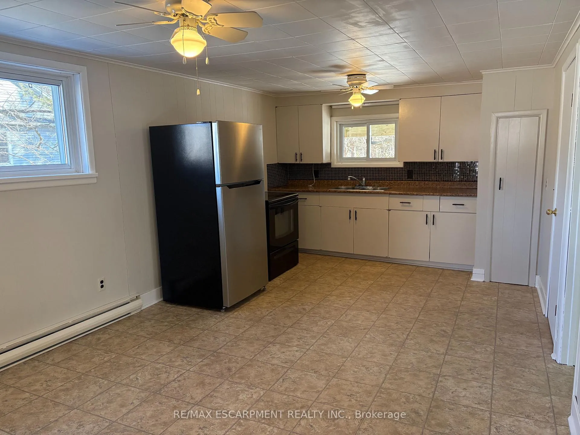 Photo 7 of Unit Main, 786 Welland Road, Pelham, Fenwick — HOMEH