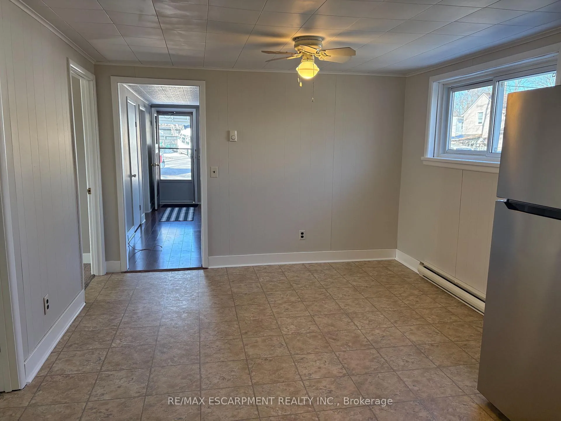 Photo 8 of Unit Main, 786 Welland Road, Pelham, Fenwick — HOMEH